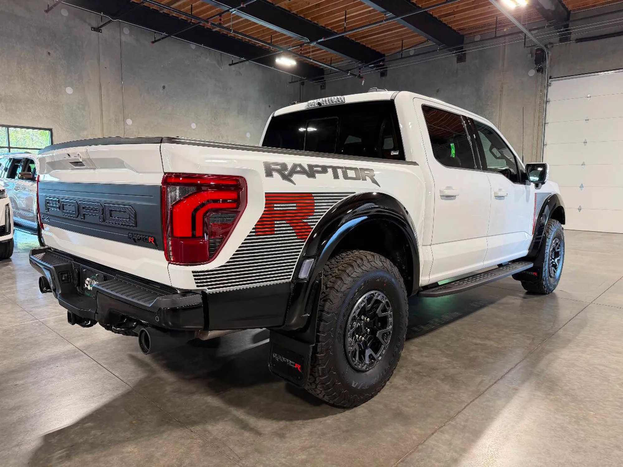 2024 Ford F-150 Raptor R - 4