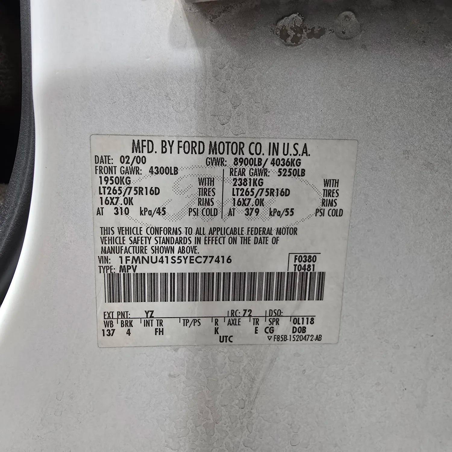 2000 Ford Excursion XLT