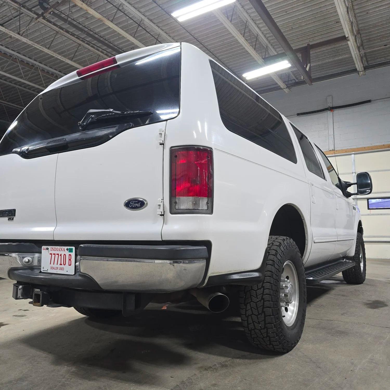 2000 Ford Excursion XLT