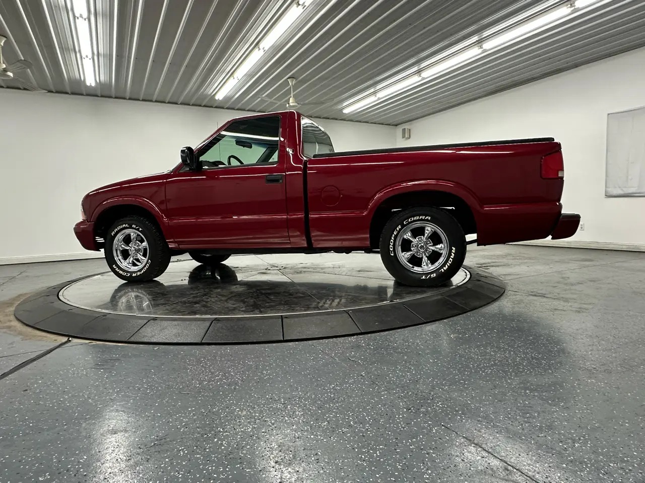 2003 GMC Sonoma SL 2WD
