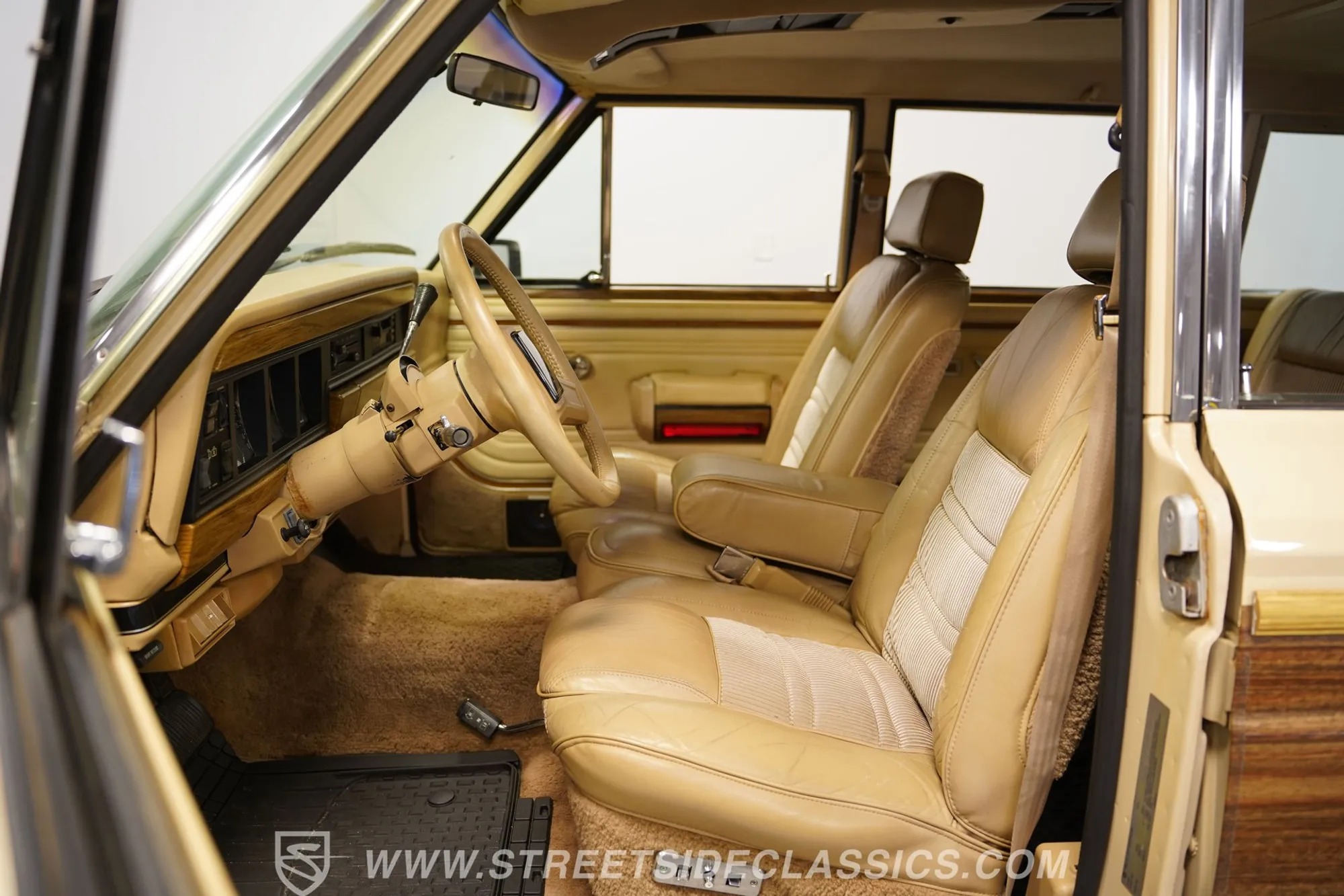 1989 Jeep Grand Wagoneer