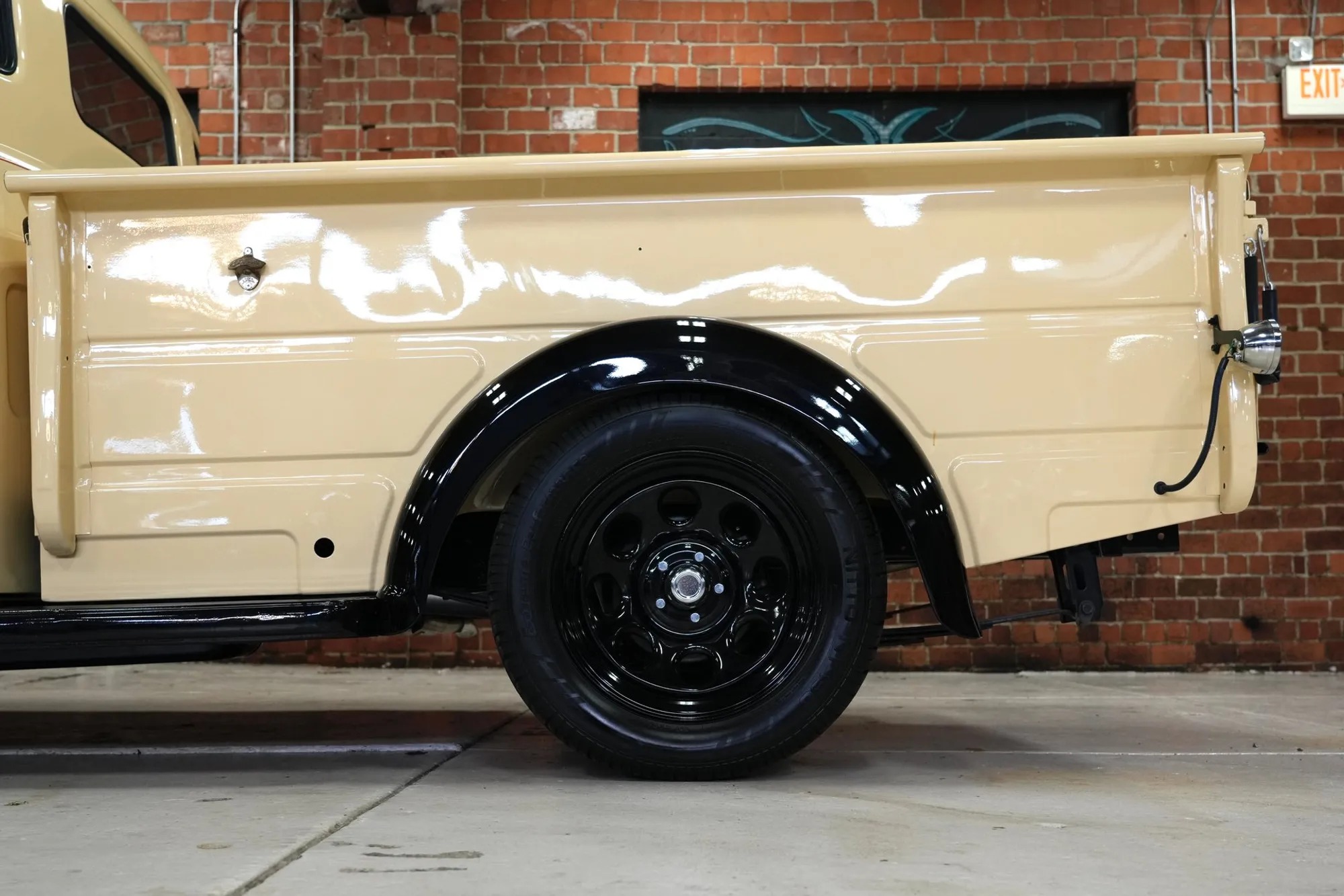 HEMI-Powered 1950 Dodge B-2
