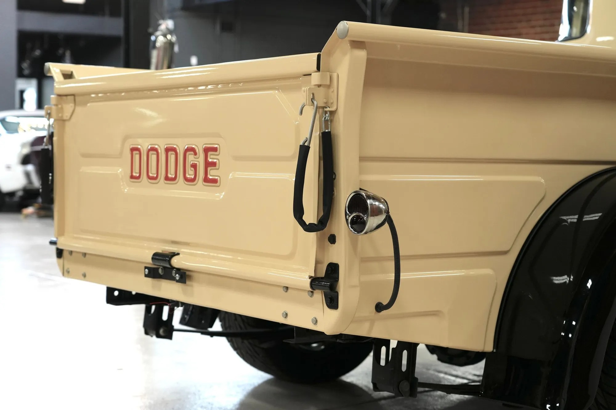 HEMI-Powered 1950 Dodge B-2