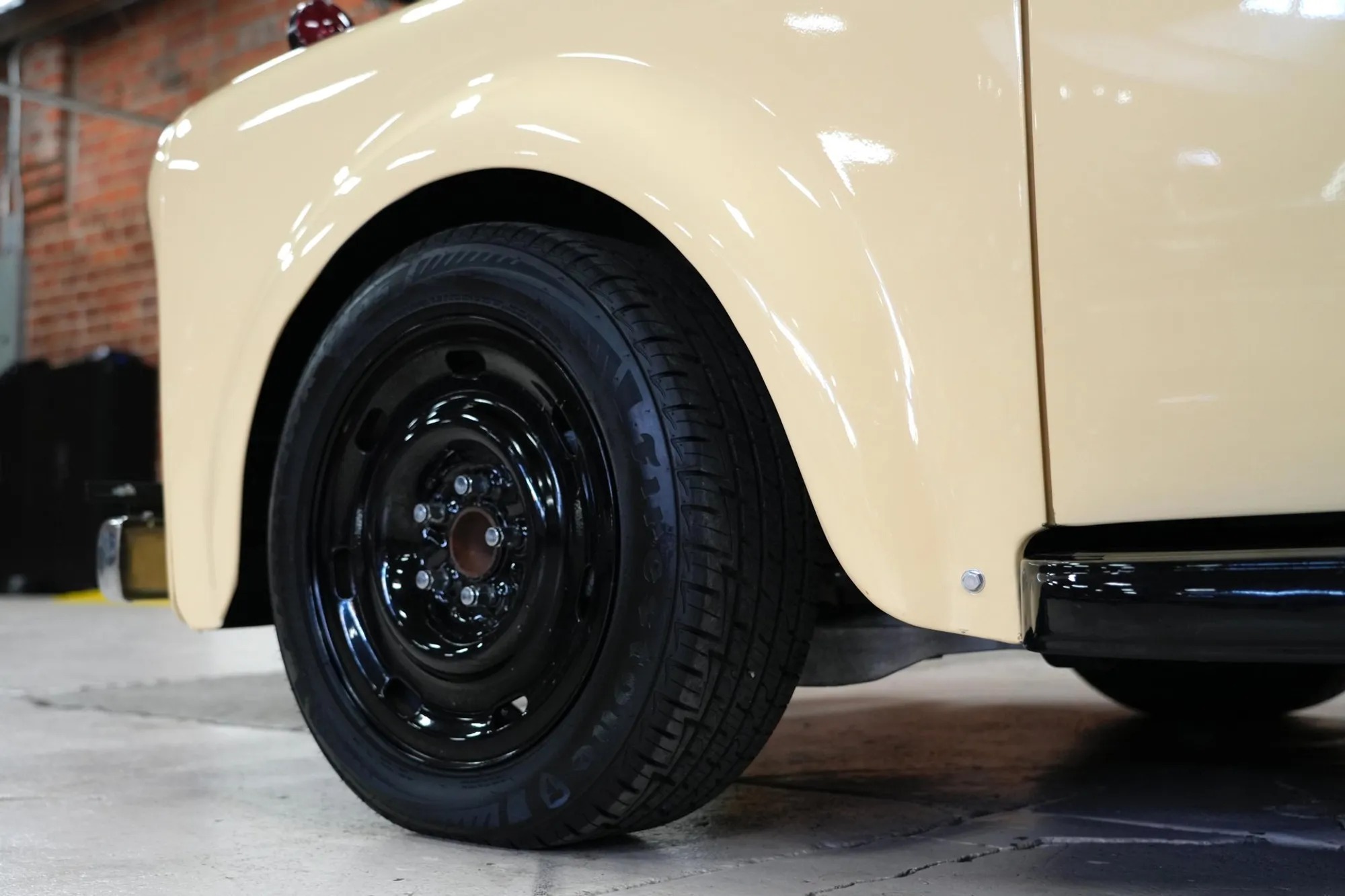 HEMI-Powered 1950 Dodge B-2