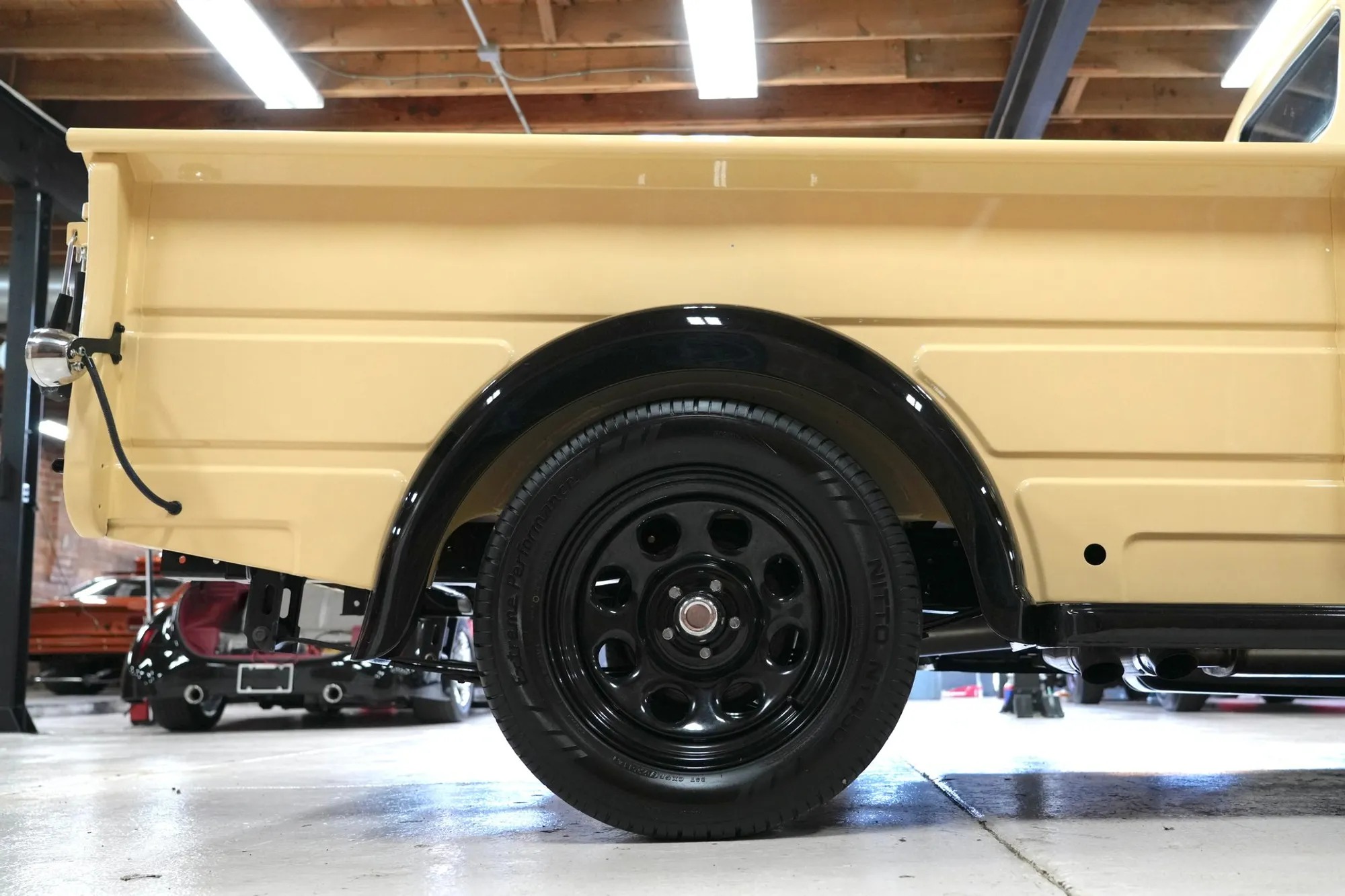 HEMI-Powered 1950 Dodge B-2