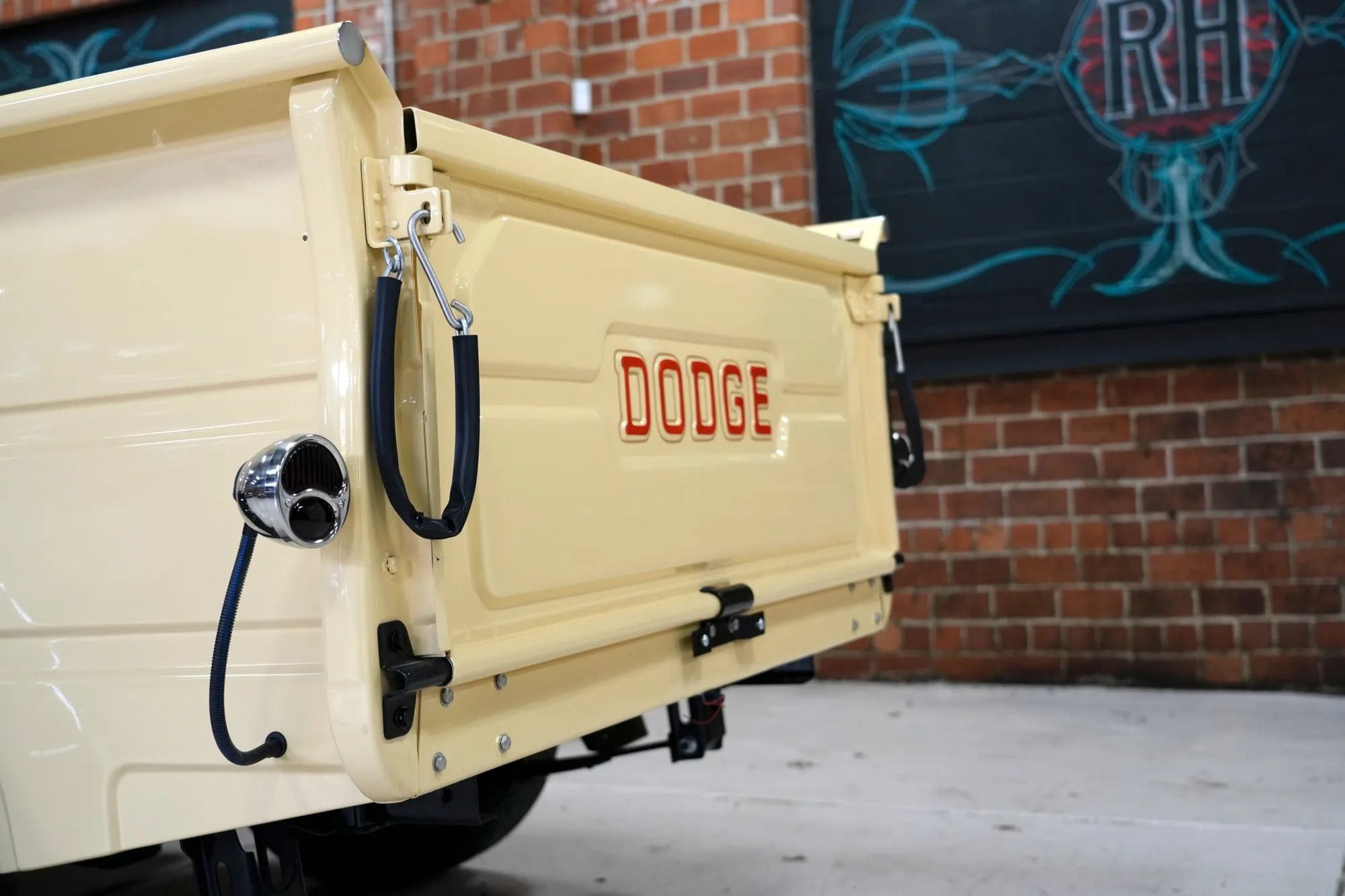 HEMI-Powered 1950 Dodge B-2