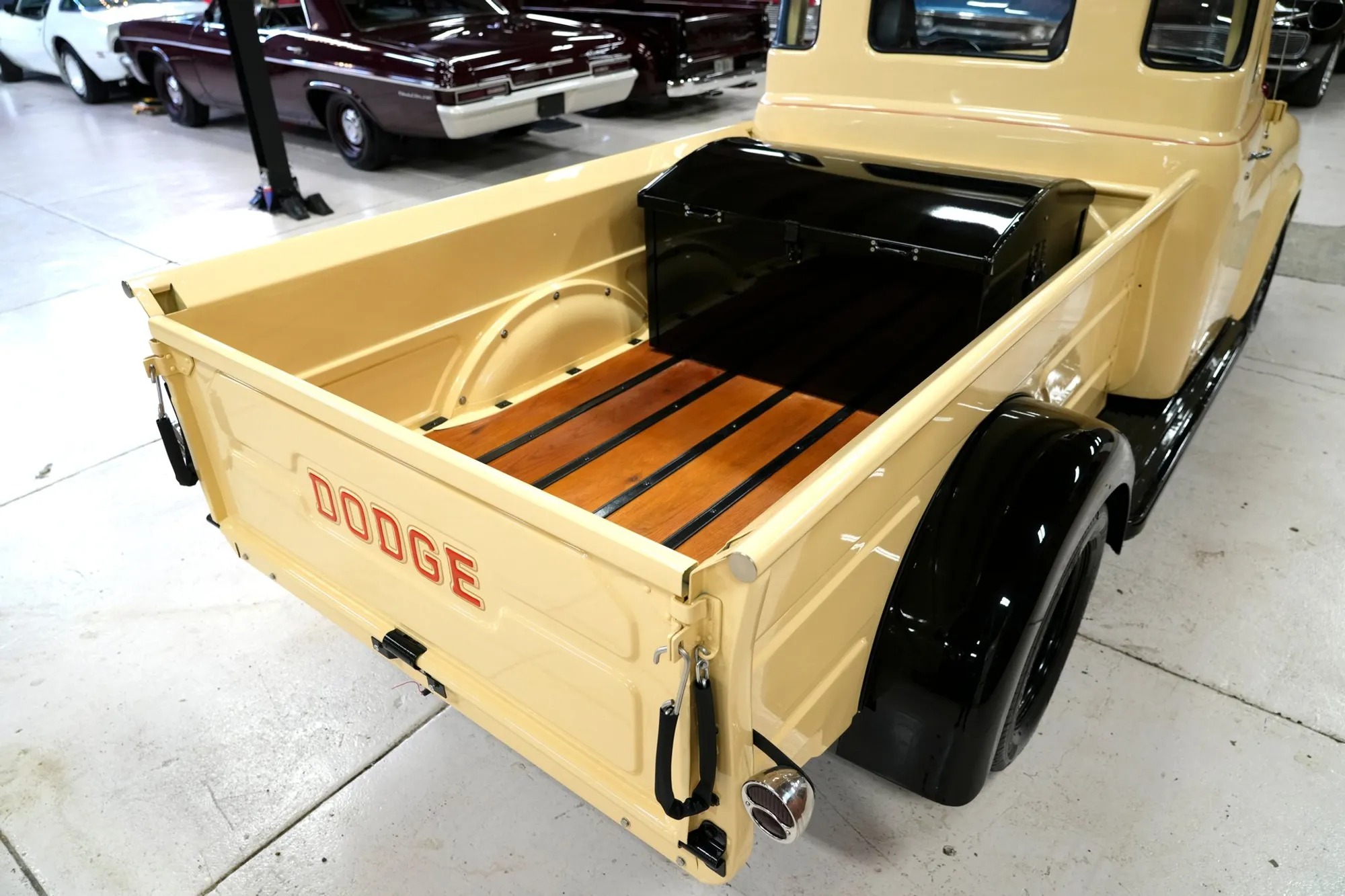 HEMI-Powered 1950 Dodge B-2