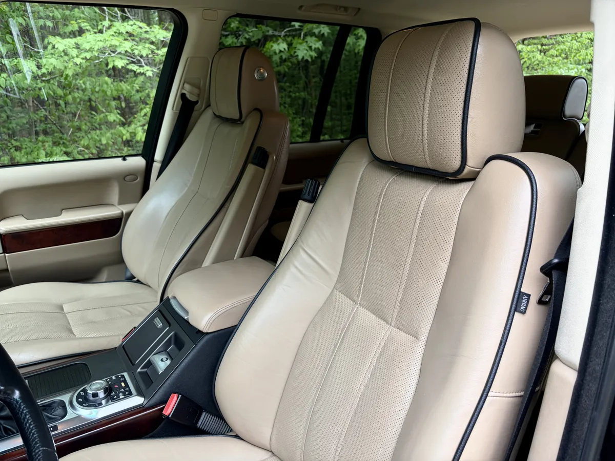 2011 Land Rover Range Rover HSE Luxury