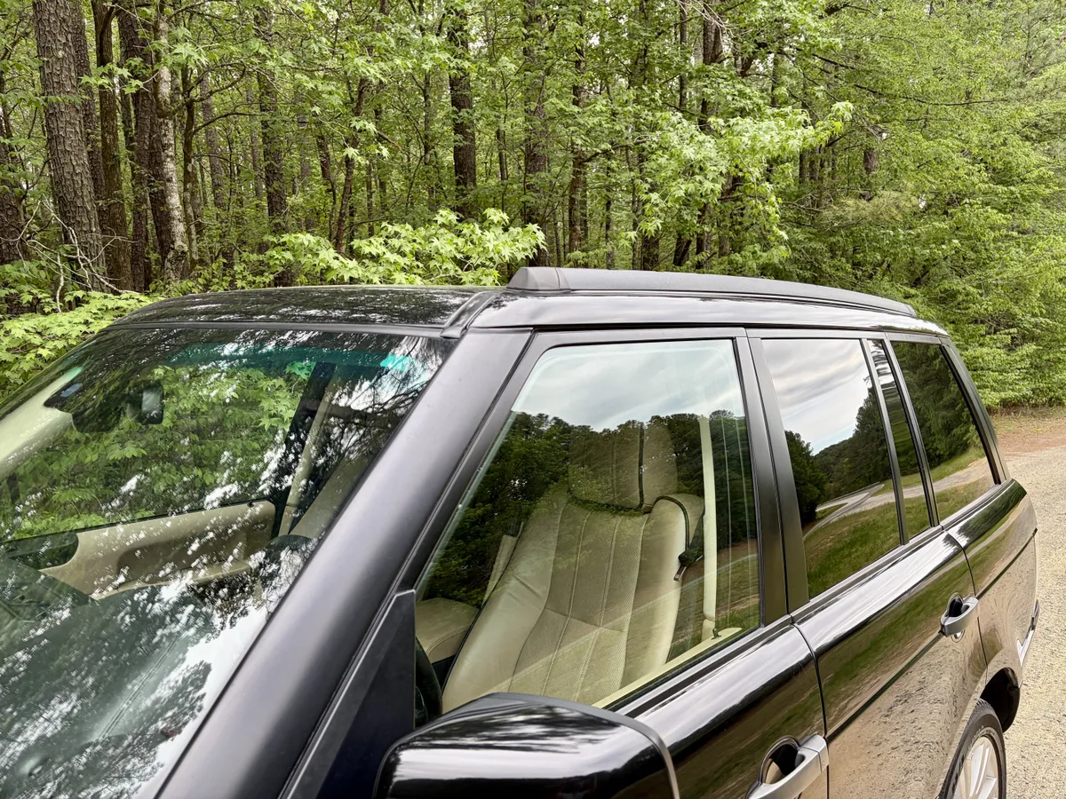 2011 Land Rover Range Rover HSE Luxury
