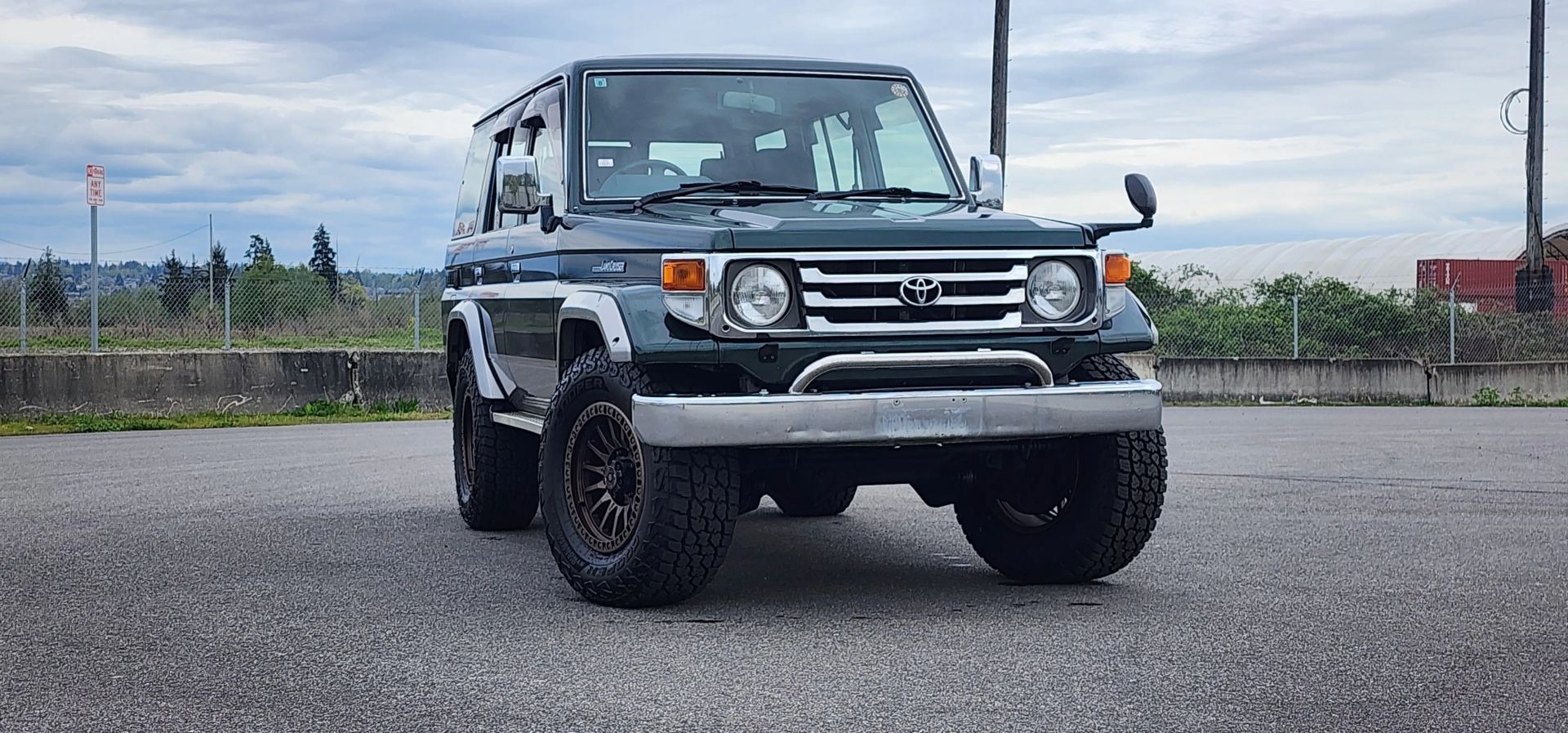  Toyota Land Cruiser