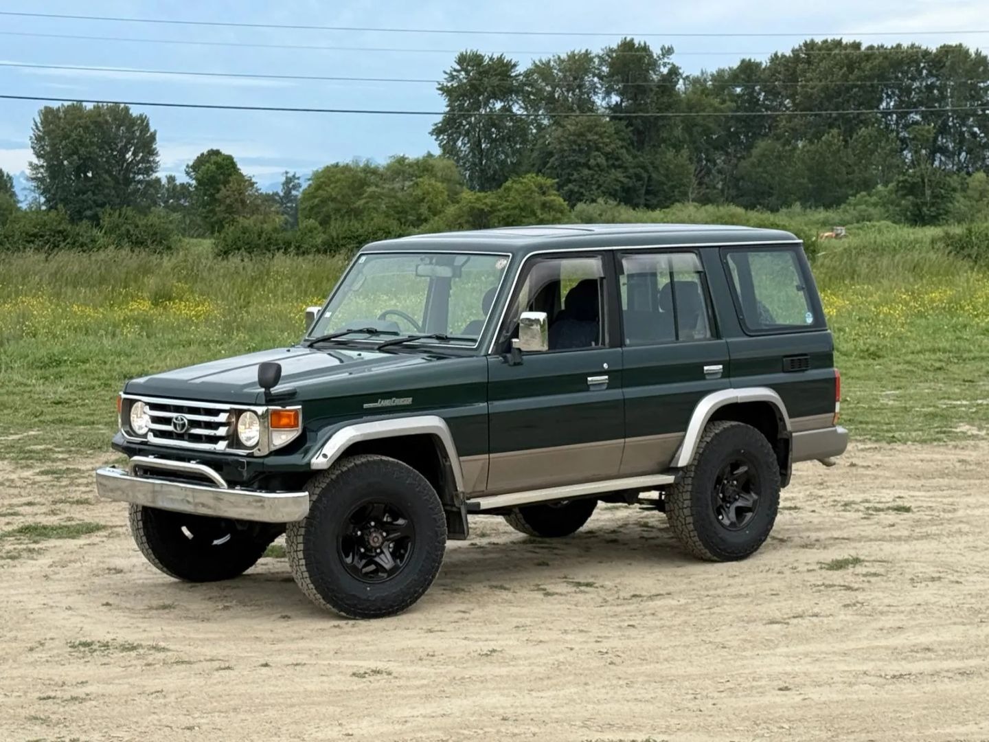  Toyota Land Cruiser