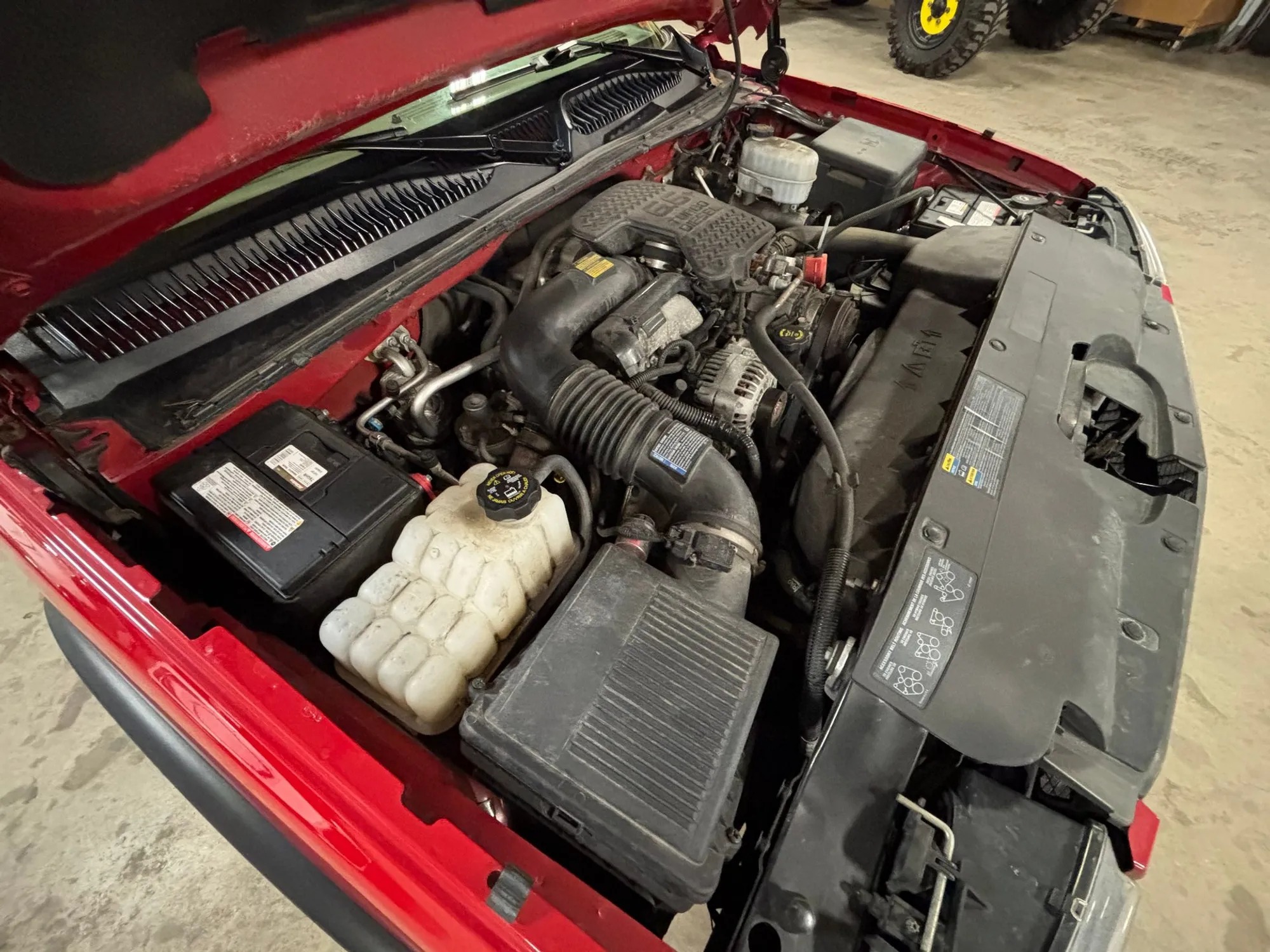 2004 Chevrolet 2500 Silverado LS