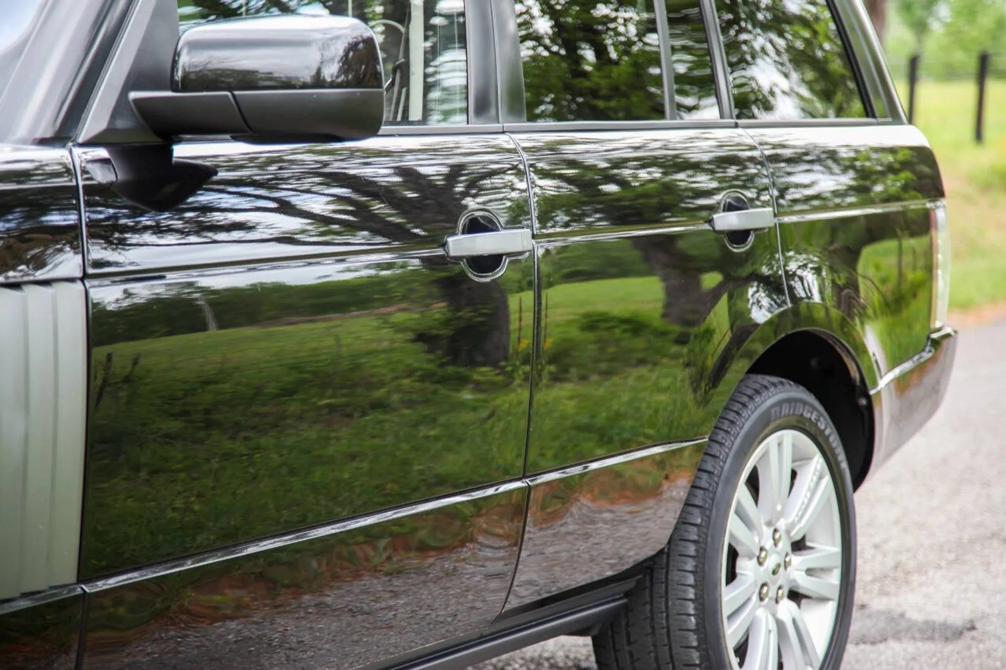 2010 Land Rover Range Rover HSE LUX - 5