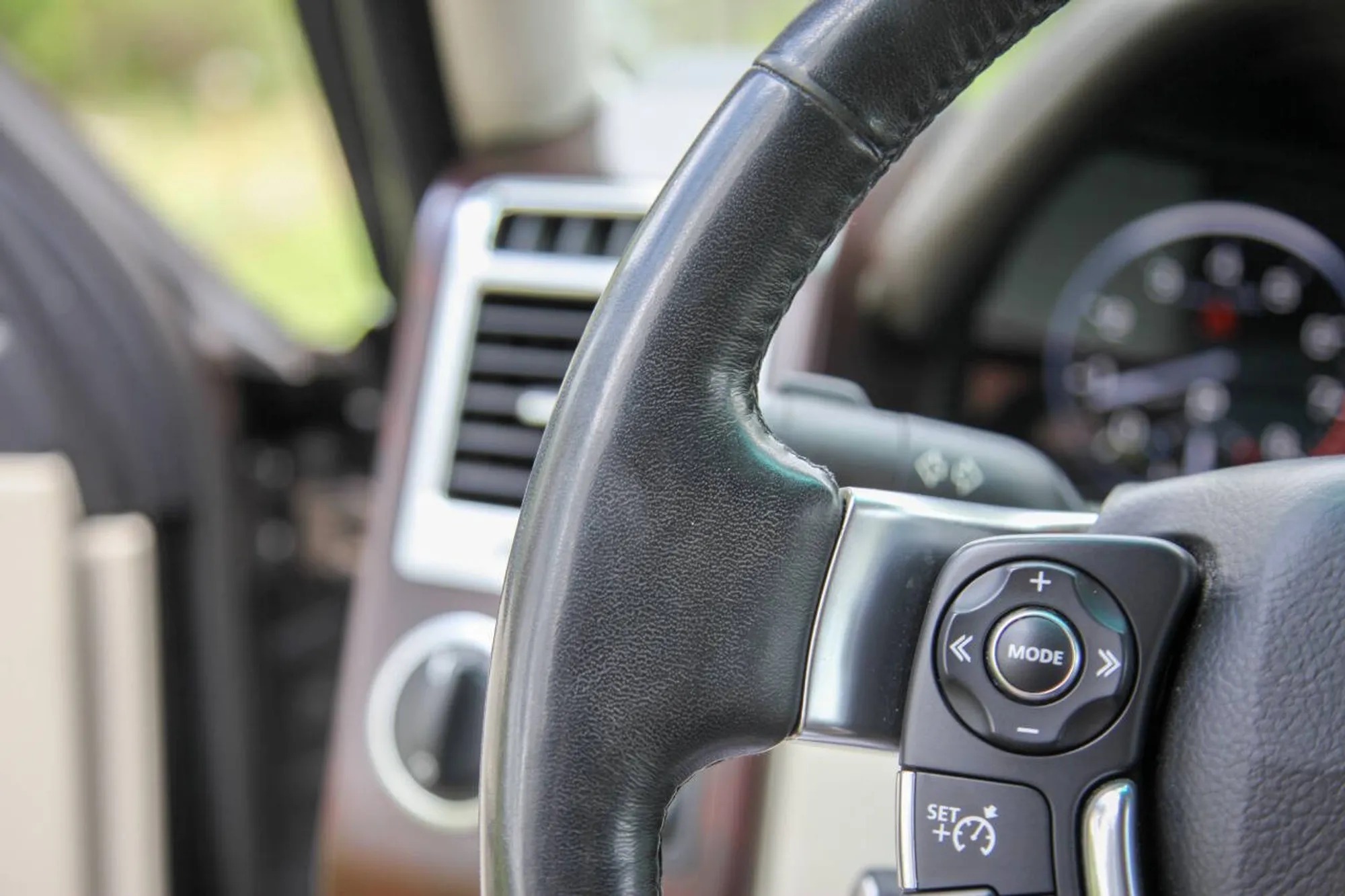 2010 Land Rover Range Rover HSE LUX