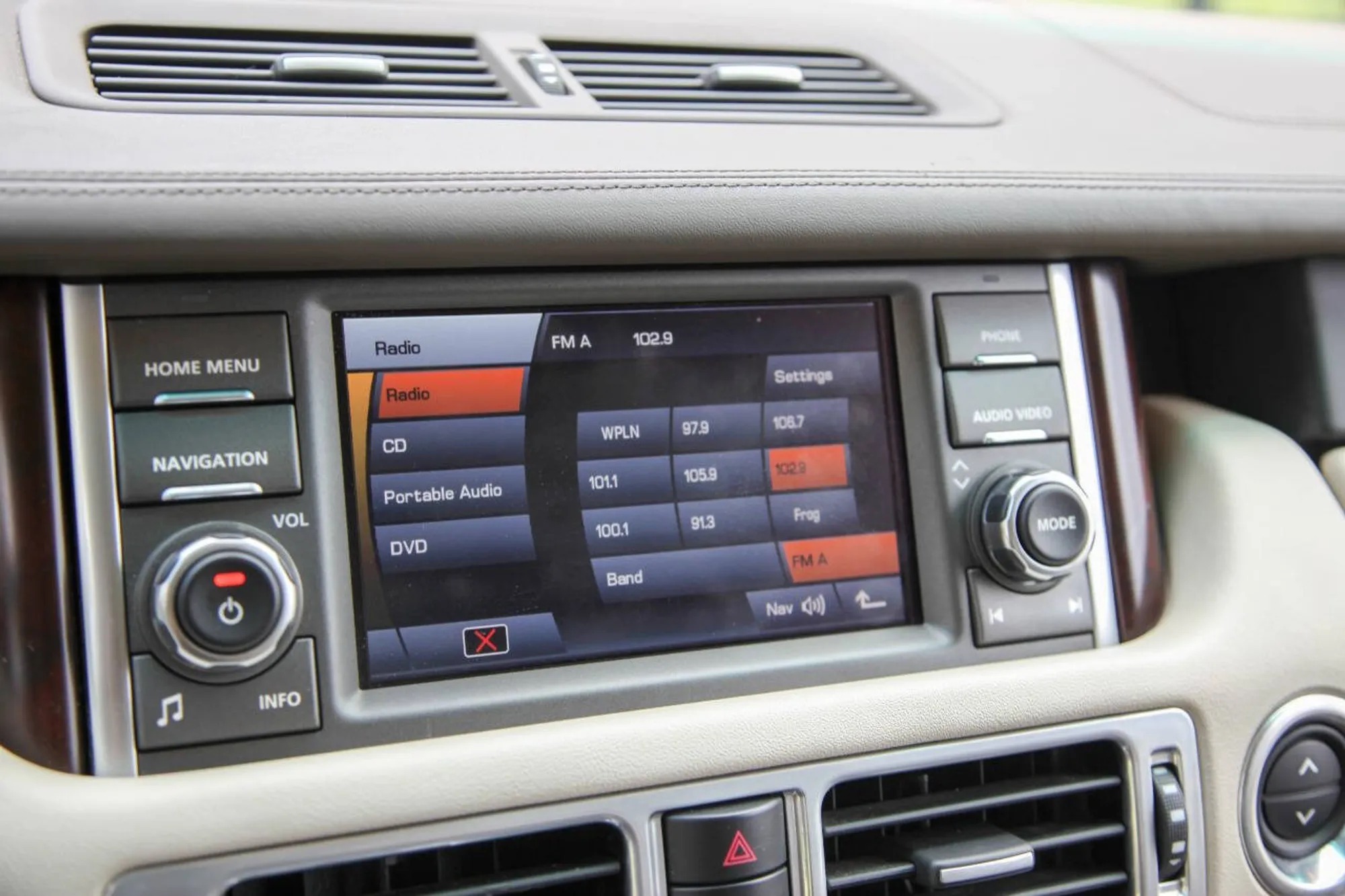 2010 Land Rover Range Rover HSE LUX