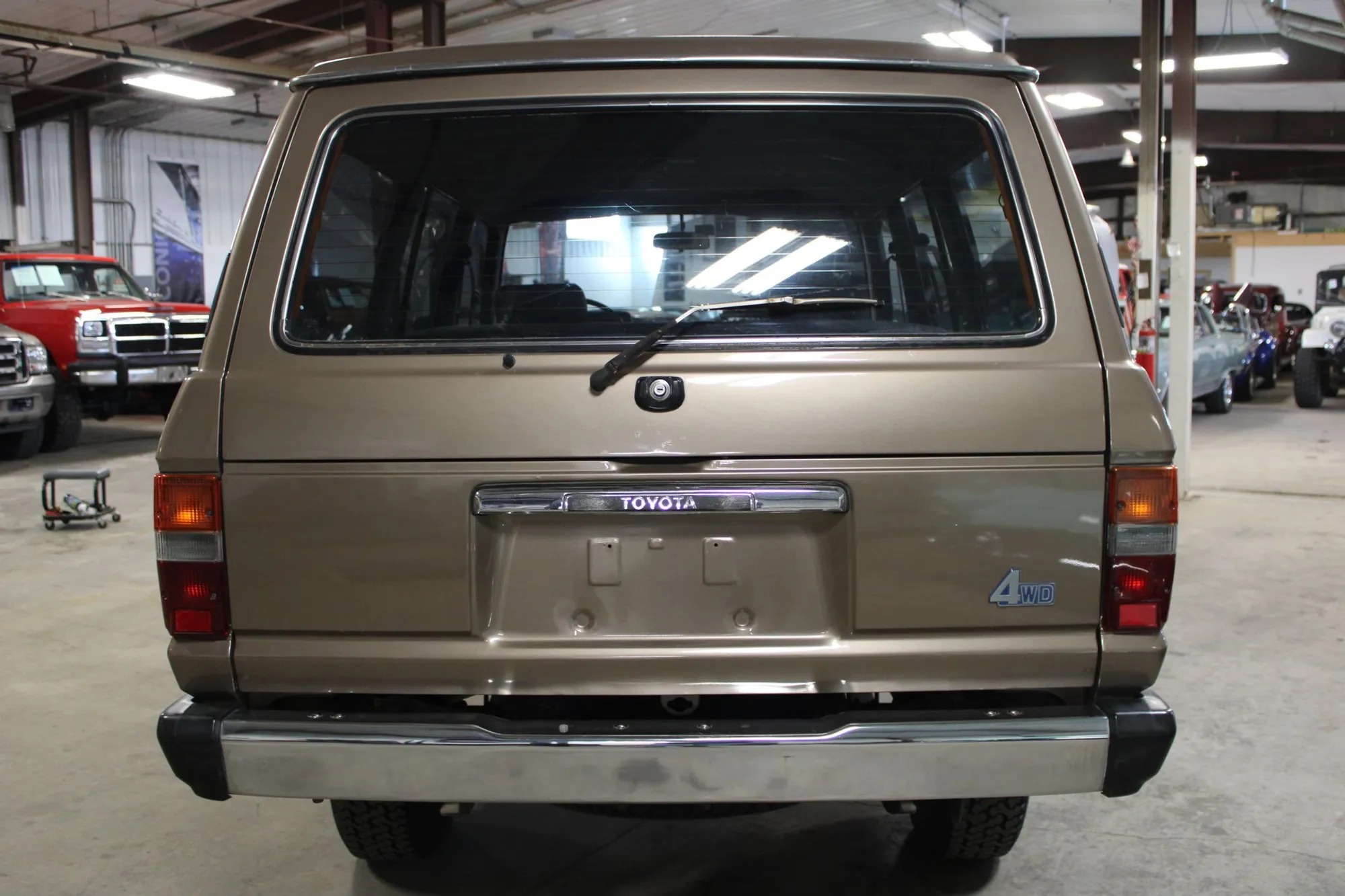 1987 Toyota Land Cruiser FJ60 - 4