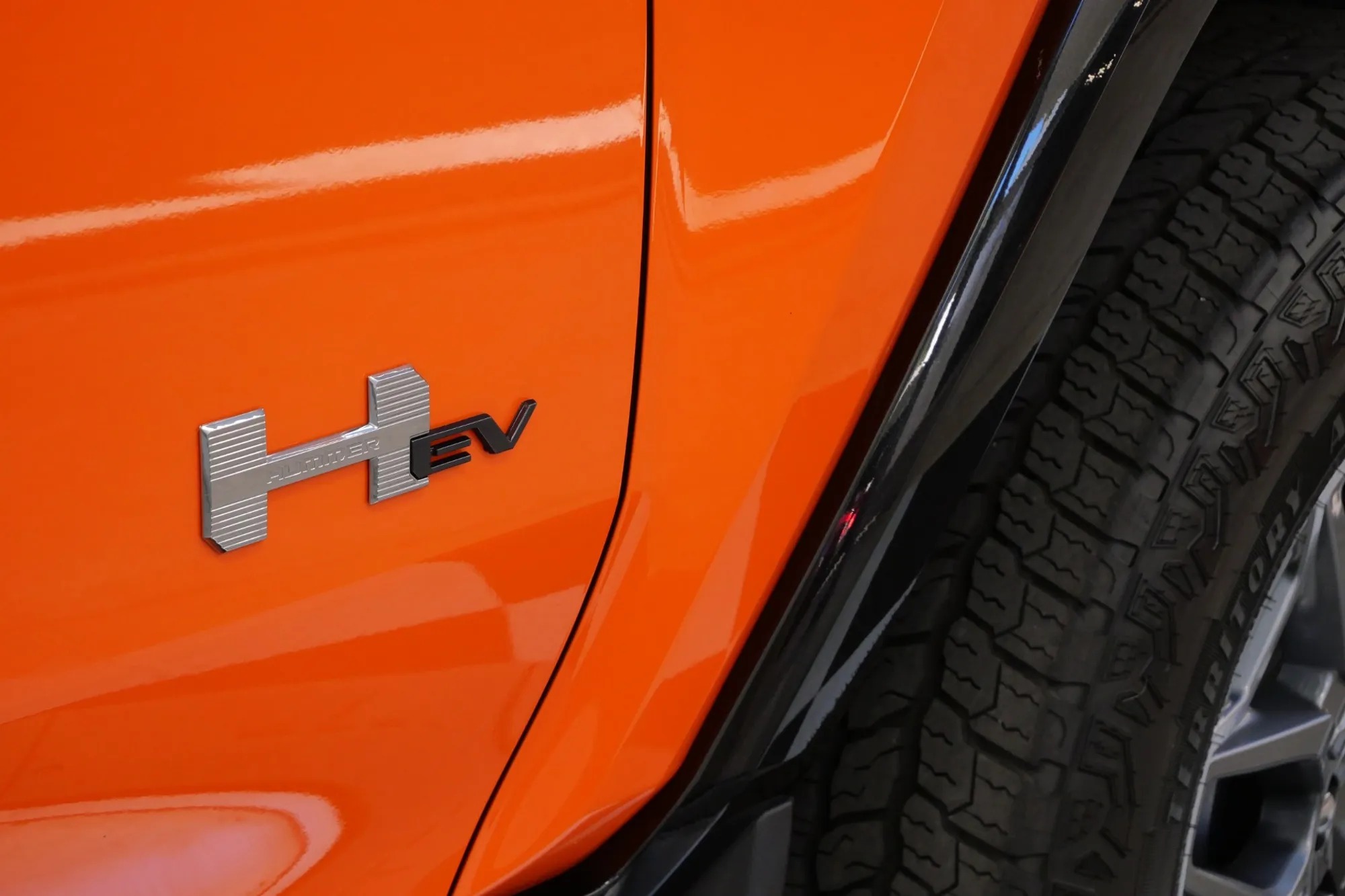 2024 GMC HUMMER EV