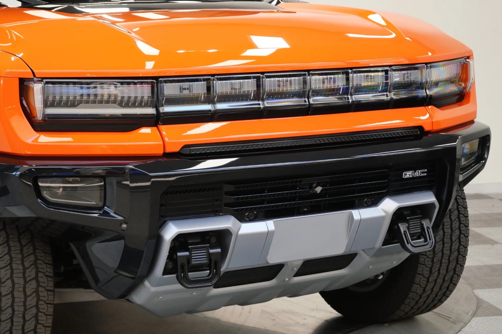 2024 GMC HUMMER EV
