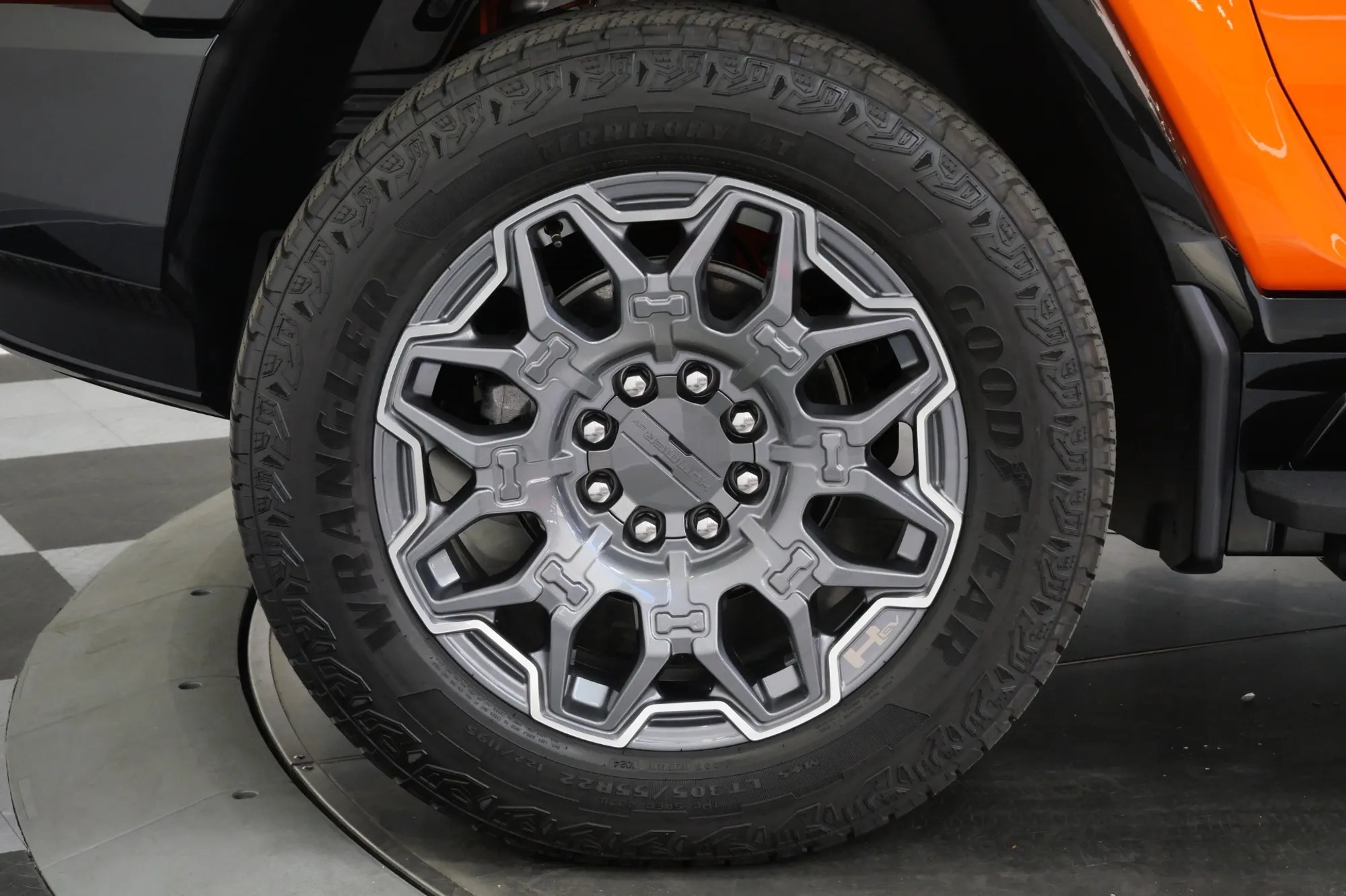 2024 GMC HUMMER EV