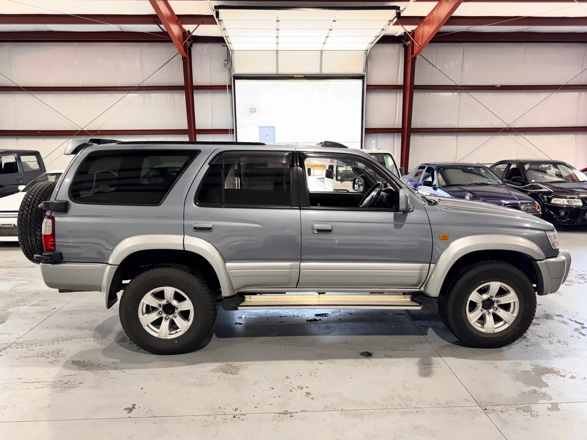 1996 Toyota Hilux Surf SSR-G - 4