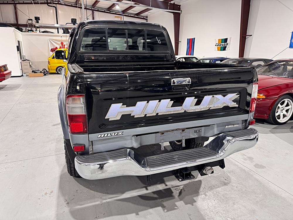 2000 Toyota Hilux - 5