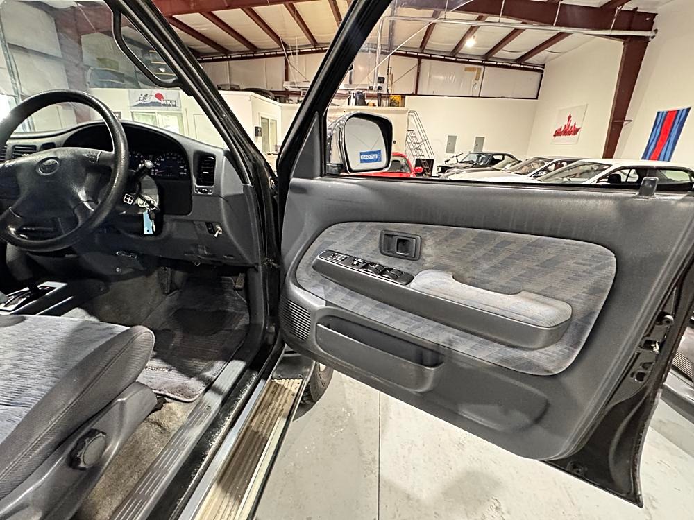 2000 Toyota Hilux