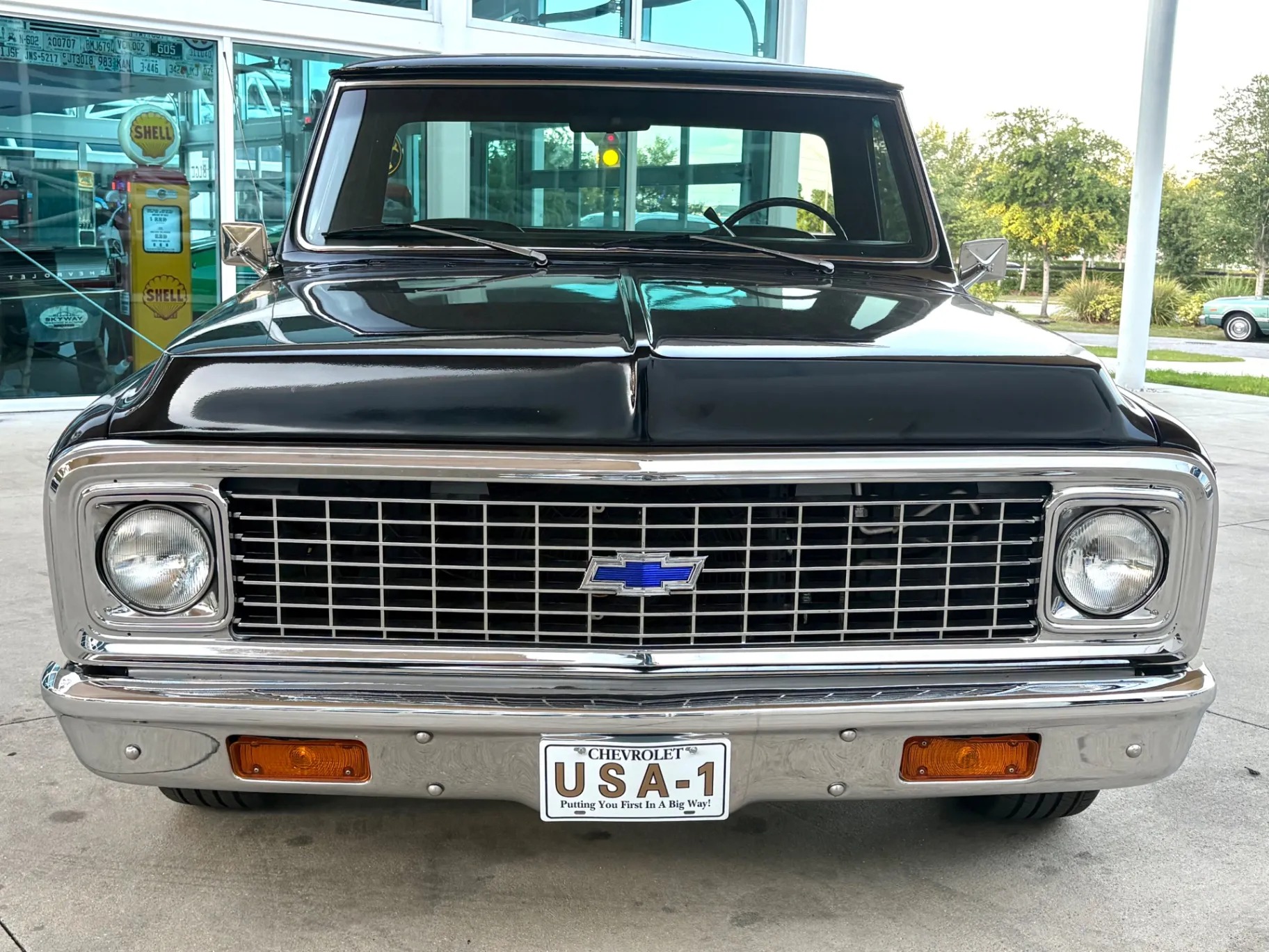 1972 Chevrolet C10 Cheyenne Super - 2