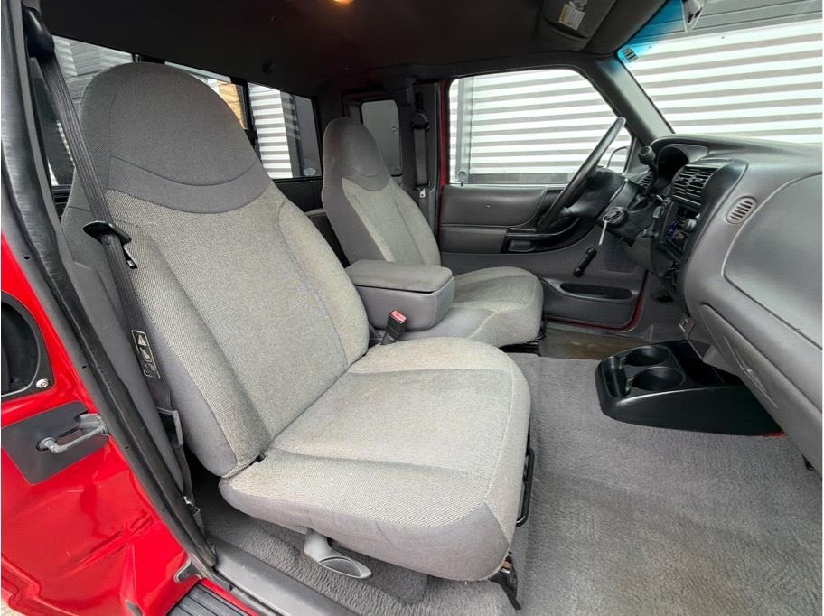 2001 Ford Ranger Super Cab - 4