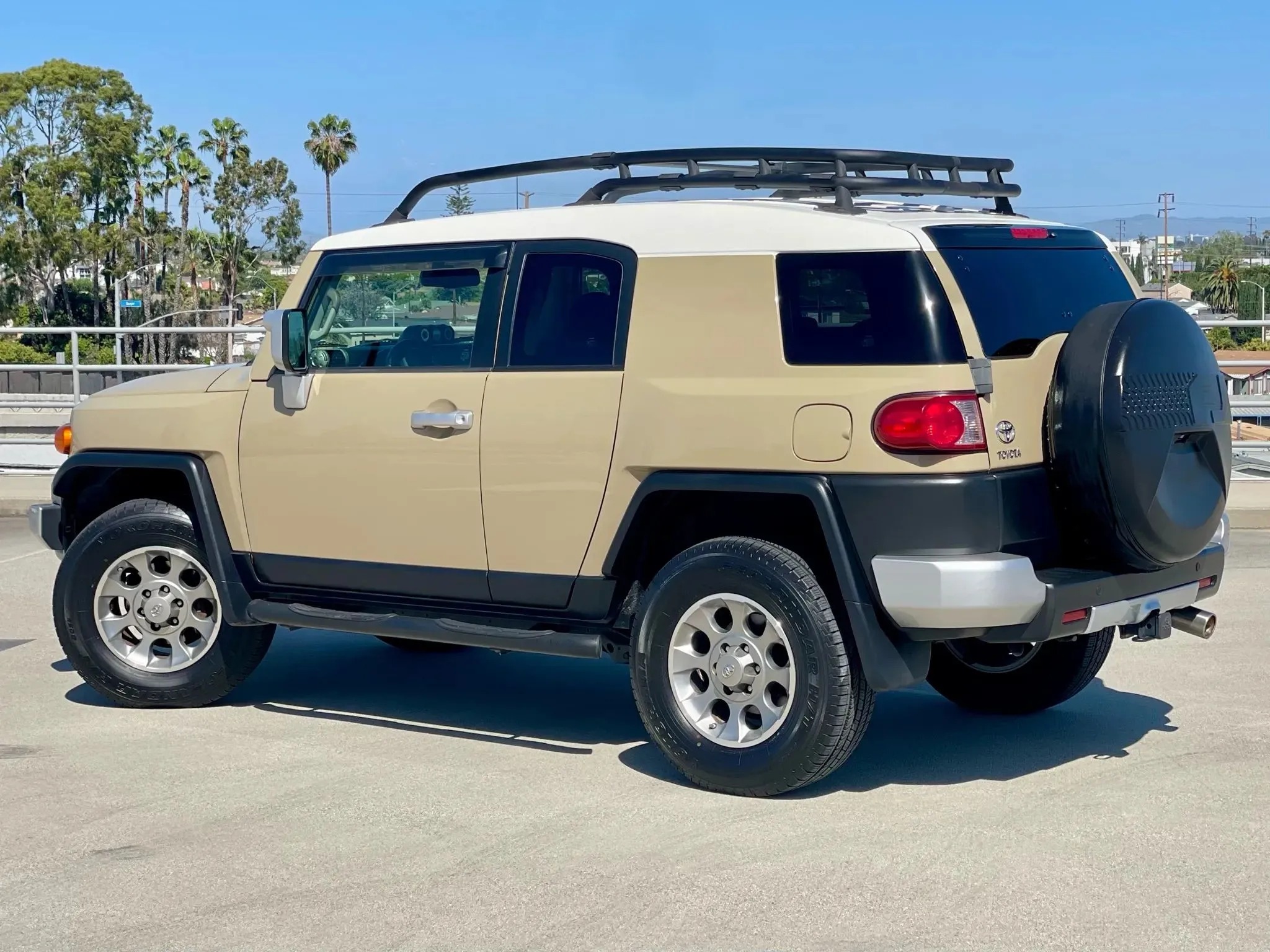 2011 Toyota FJ Cruiser - 5