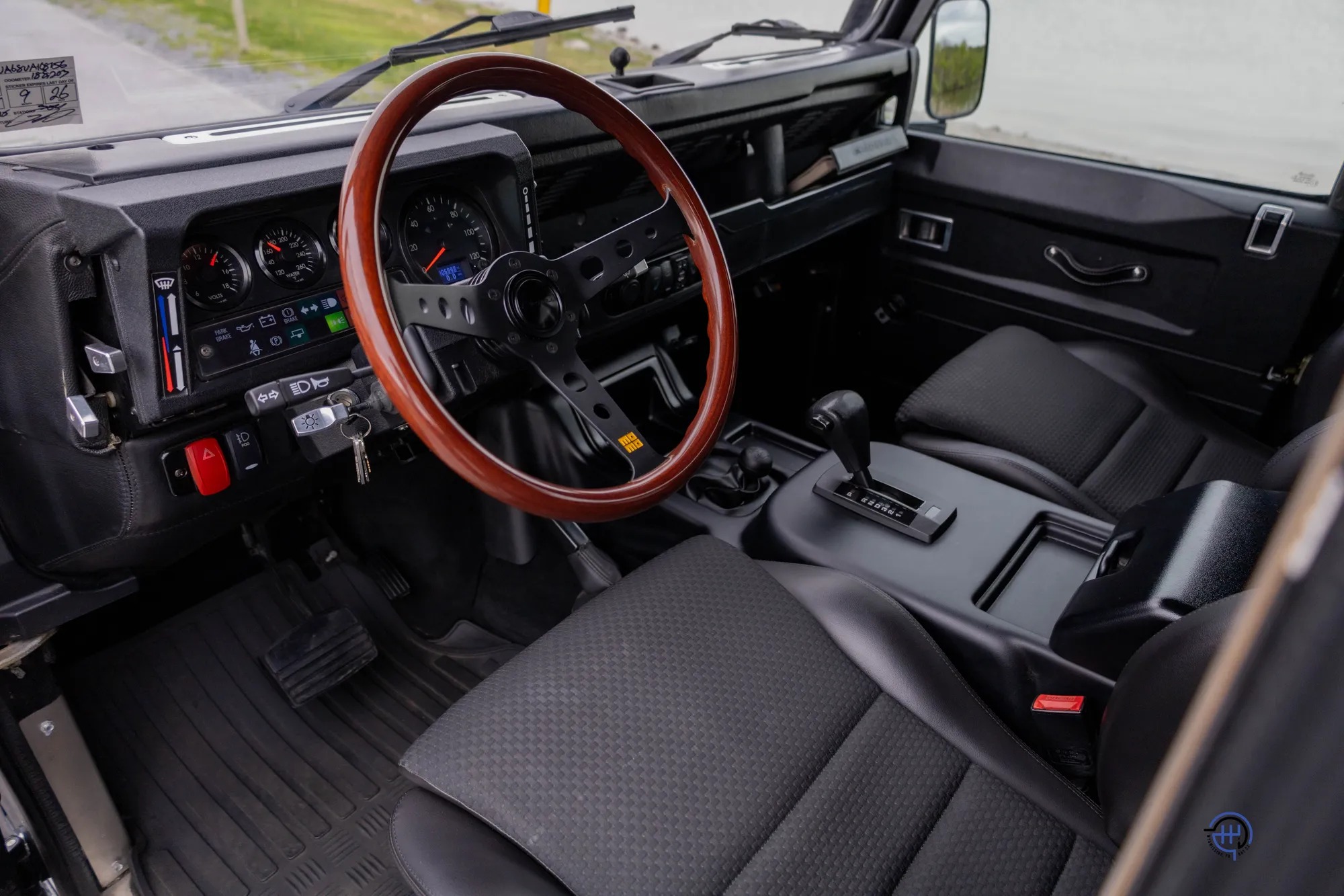 1997 Land Rover Defender 90 NAS