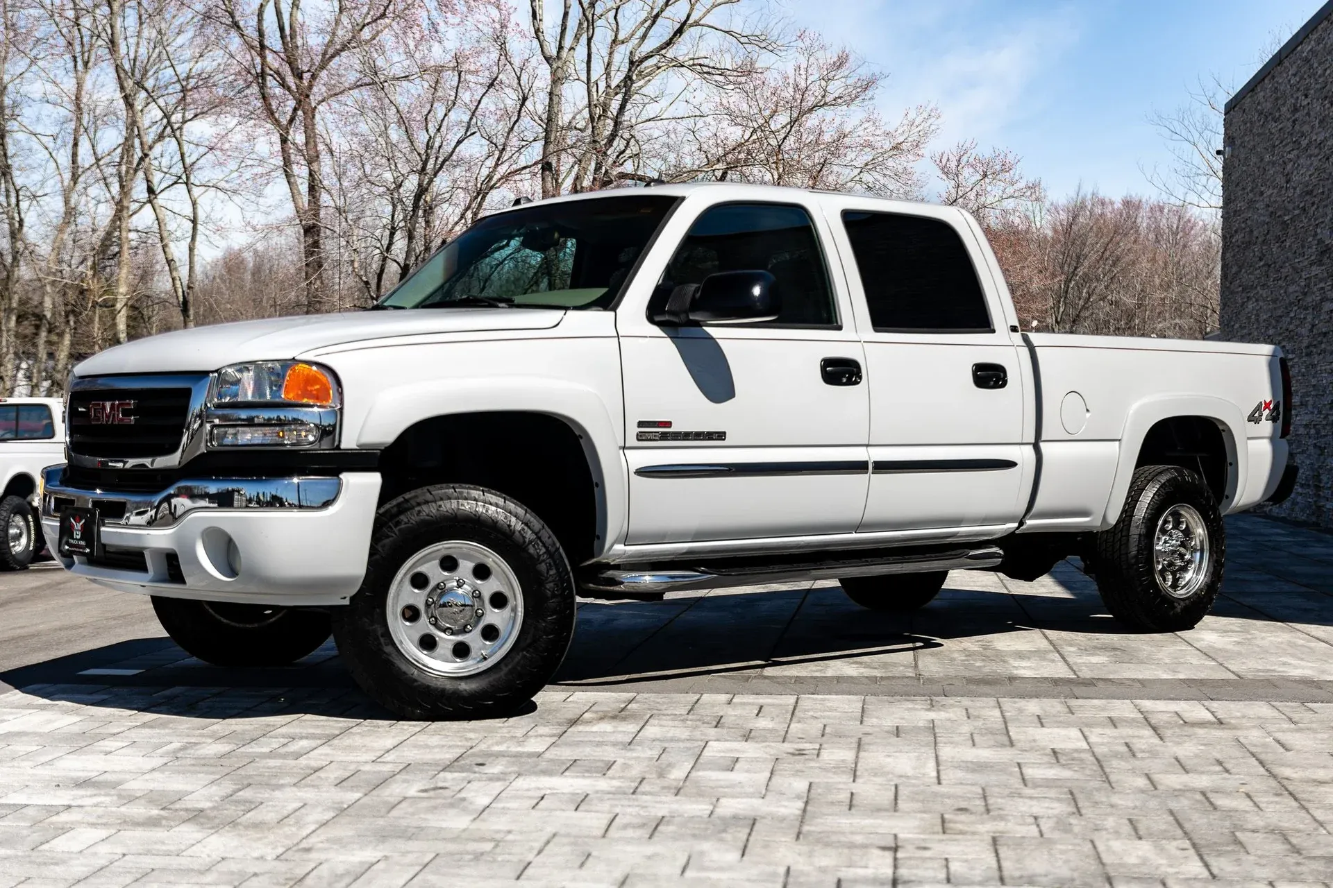 2005 GMC Sierra 2500HD SLE - 4
