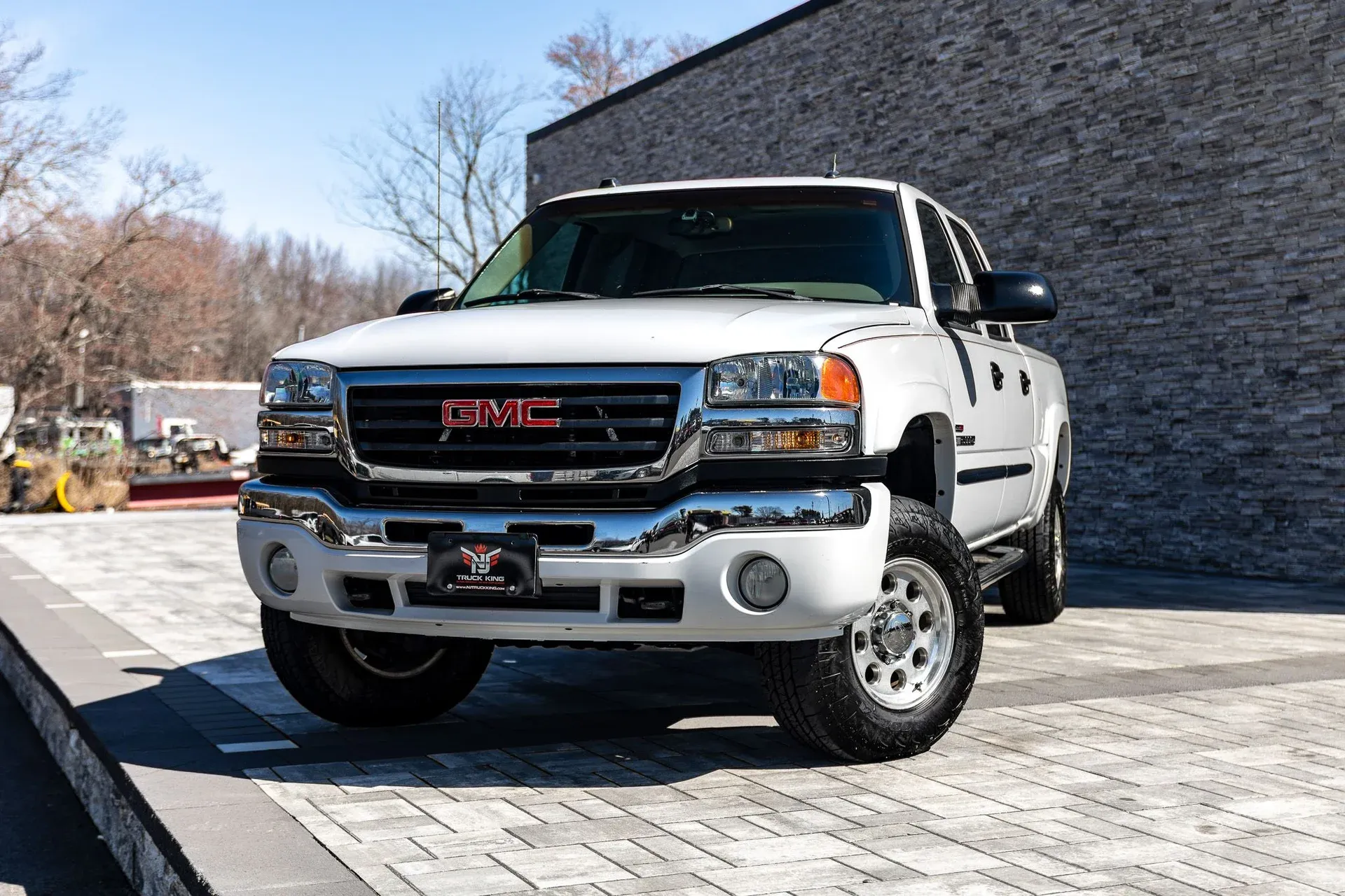 2005 GMC Sierra 2500HD SLE - 2