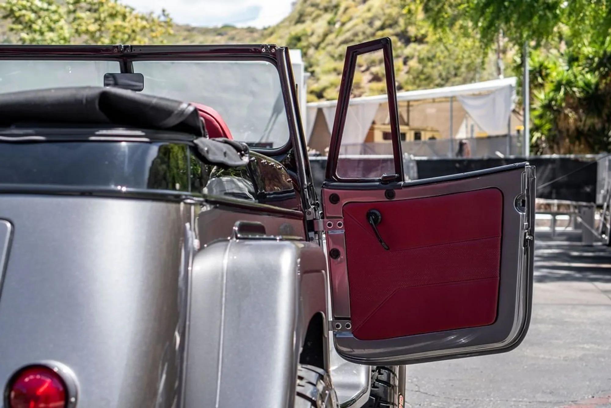Custom 1949 Willys Jeepster