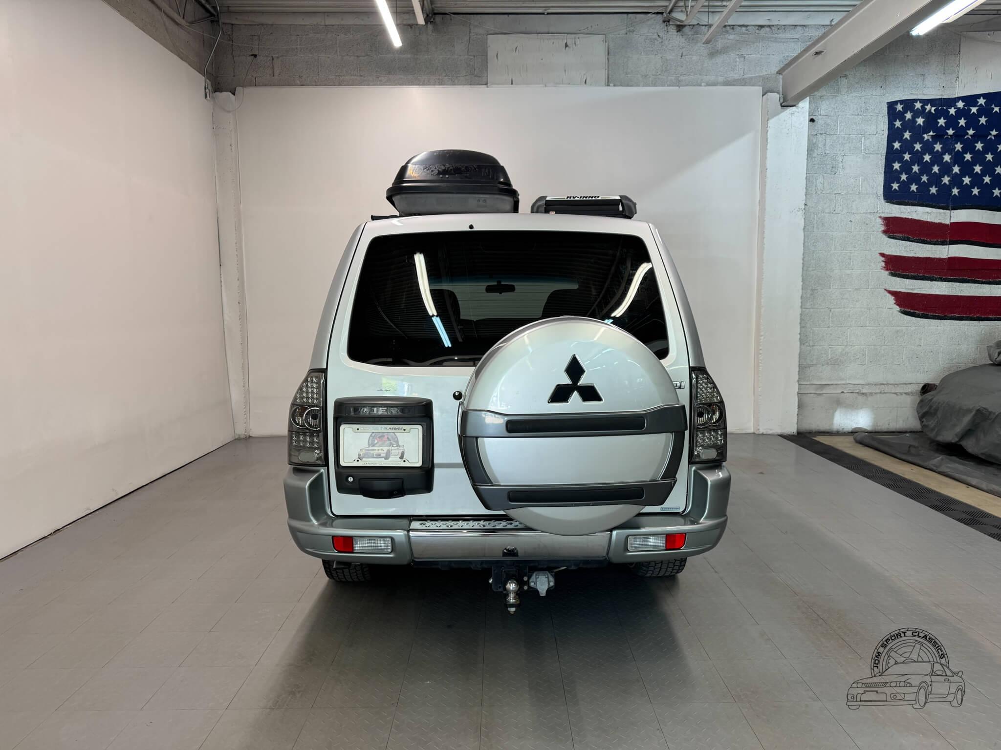 Reserved: 2000 Mitsubishi Pajero Super Exceed GDI