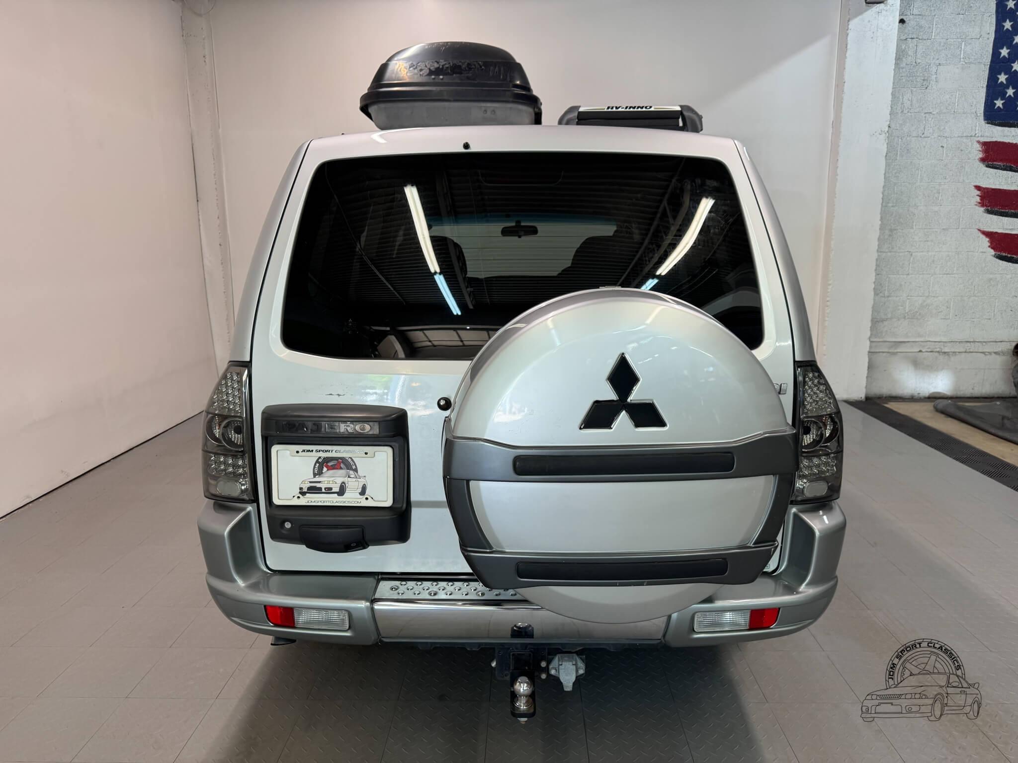 Reserved: 2000 Mitsubishi Pajero Super Exceed GDI