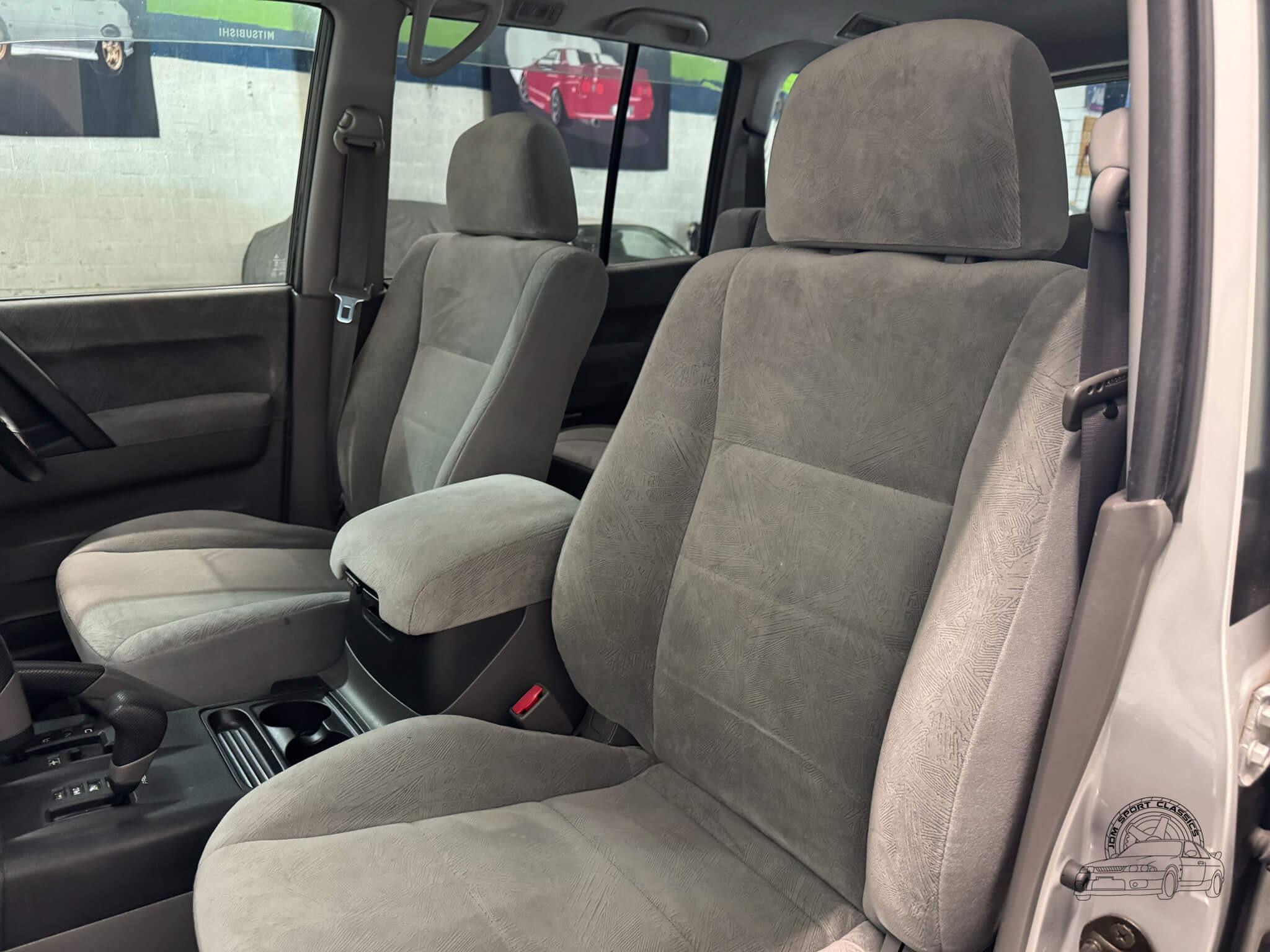 Reserved: 2000 Mitsubishi Pajero Super Exceed GDI