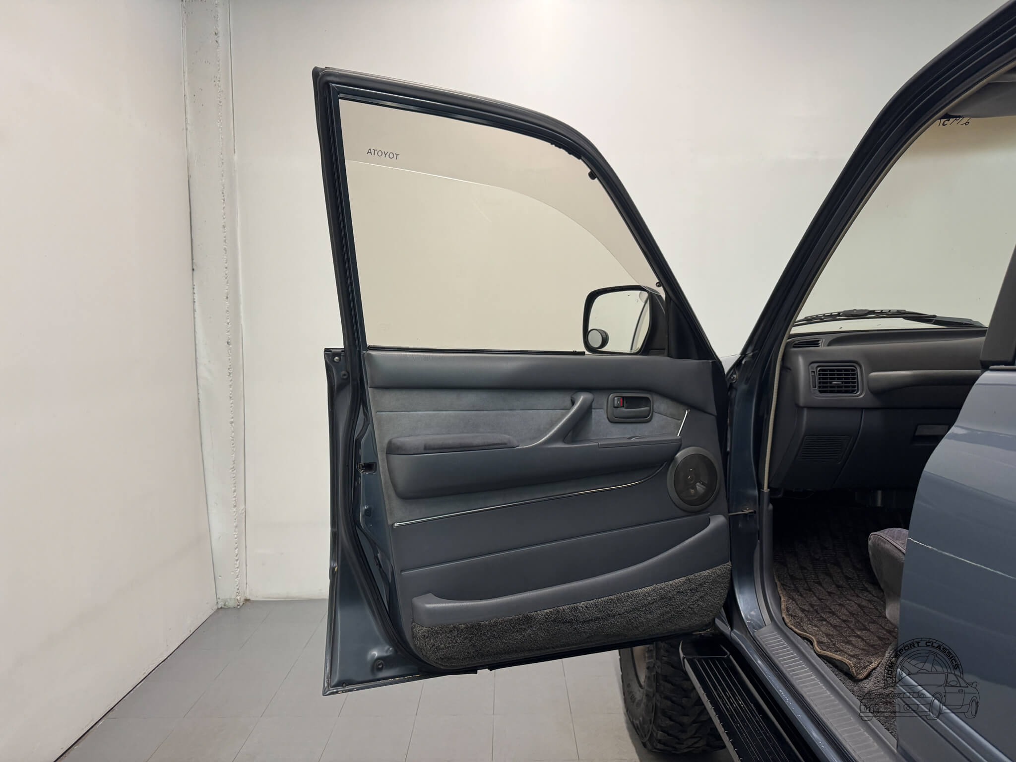 1992 Toyota Land Cruiser VX Limited