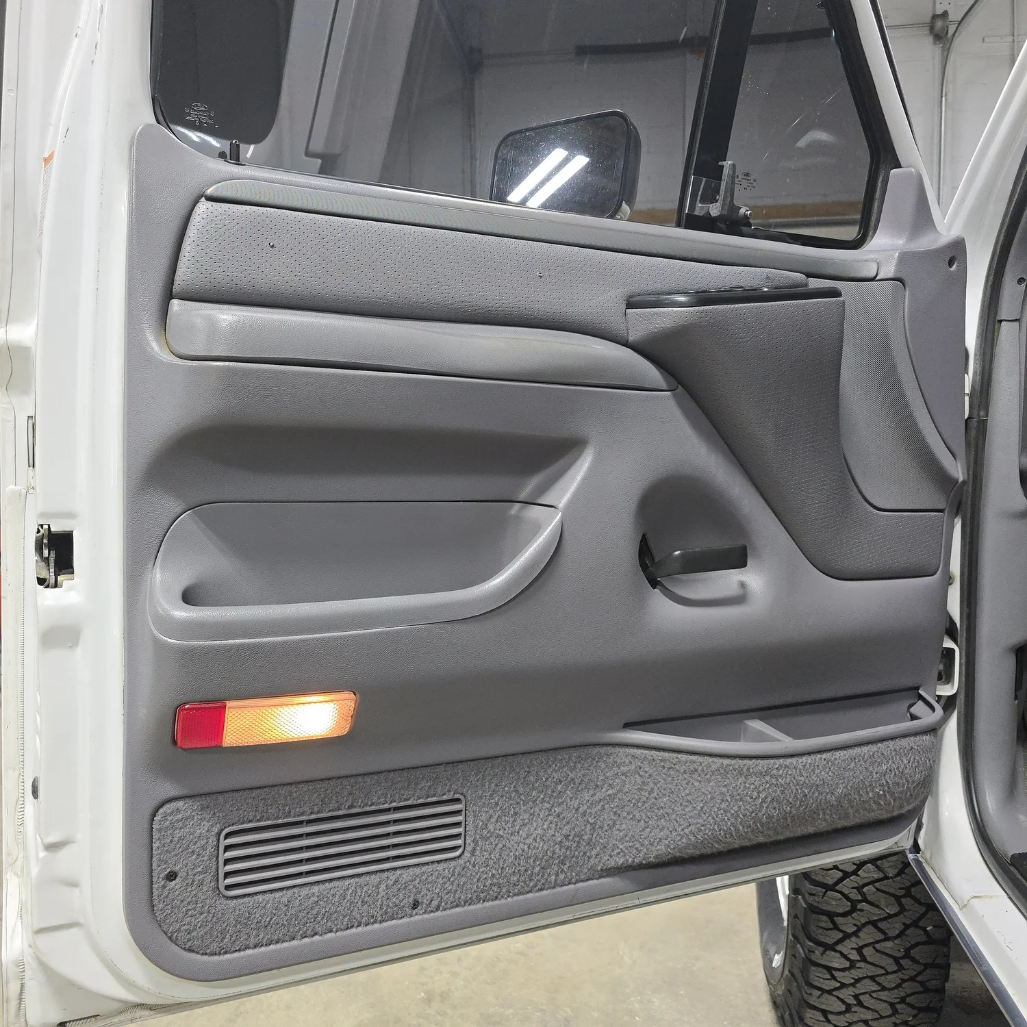 1994 Ford Centurion C-350