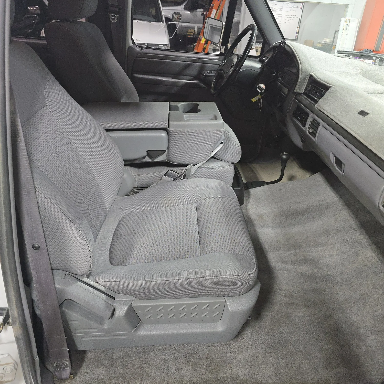 1994 Ford Centurion C-350