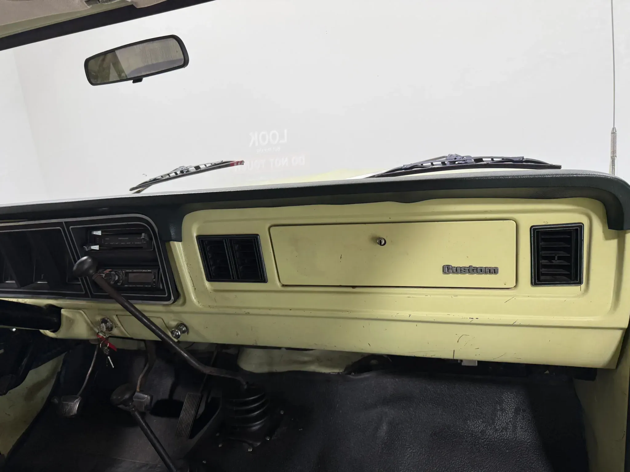 1976 Ford F-250 Camper Special