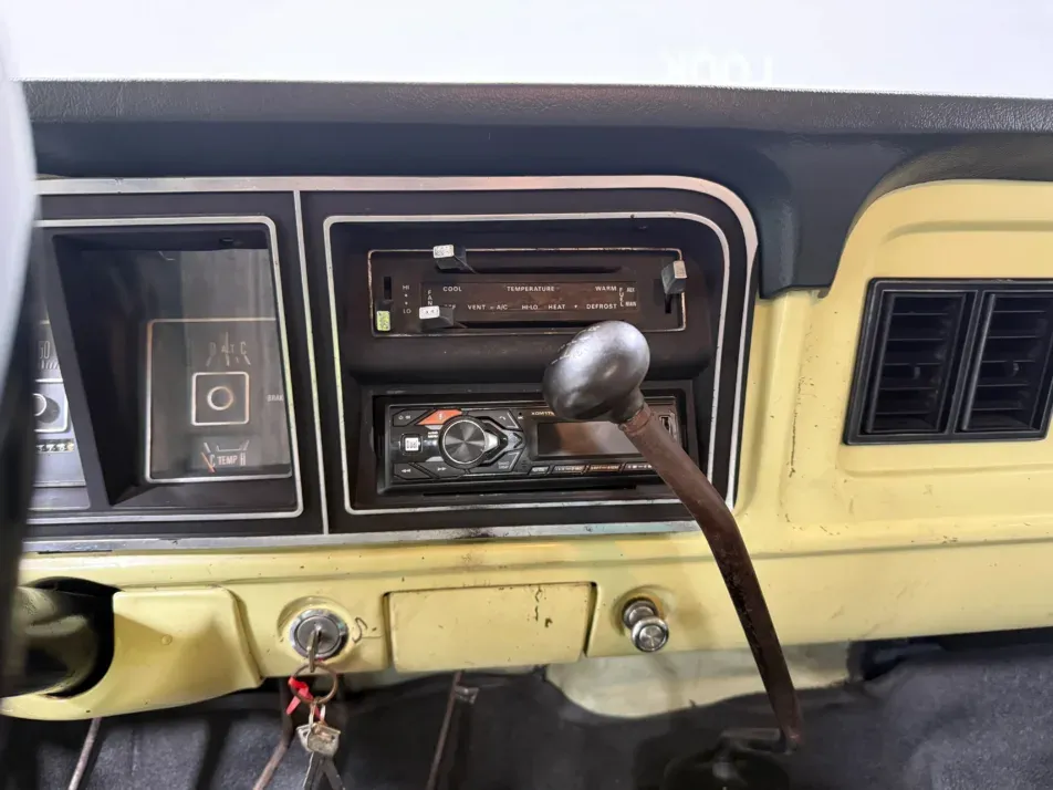 1976 Ford F-250 Camper Special