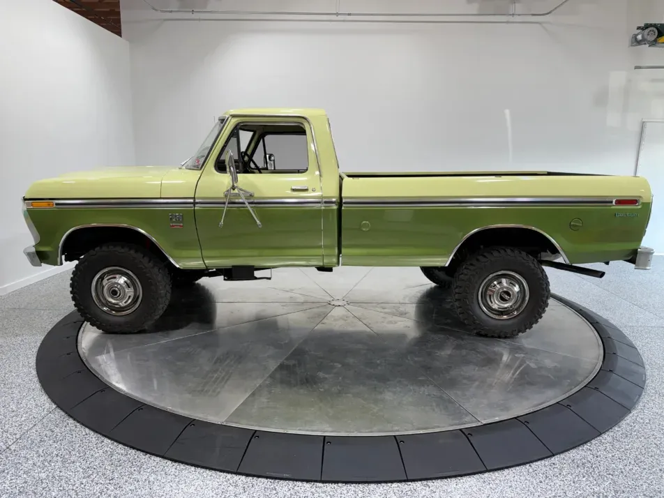 1976 Ford F-250 Camper Special