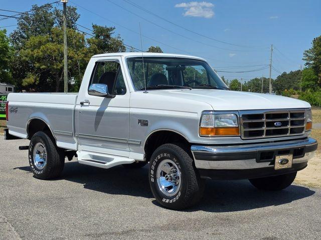 1996 Ford F-150 XLT SWB-1
