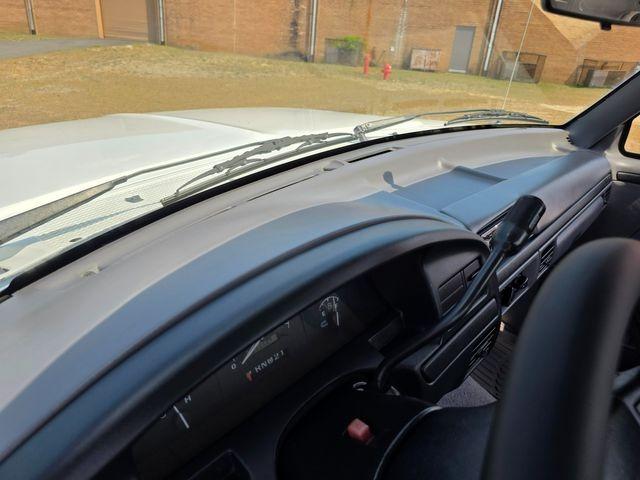 1996 Ford F-150 XLT SWB