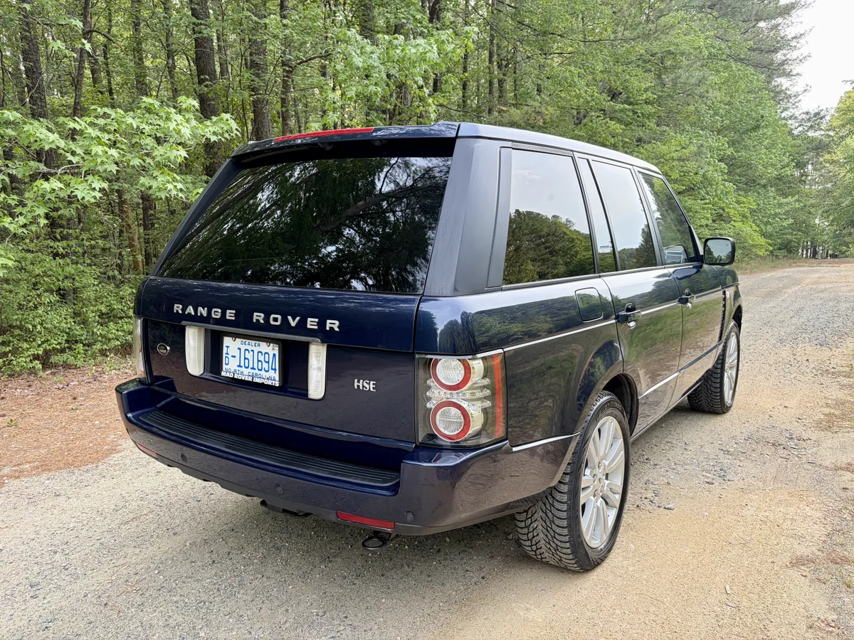 2012 Land Rover Range Rover HSE Luxury