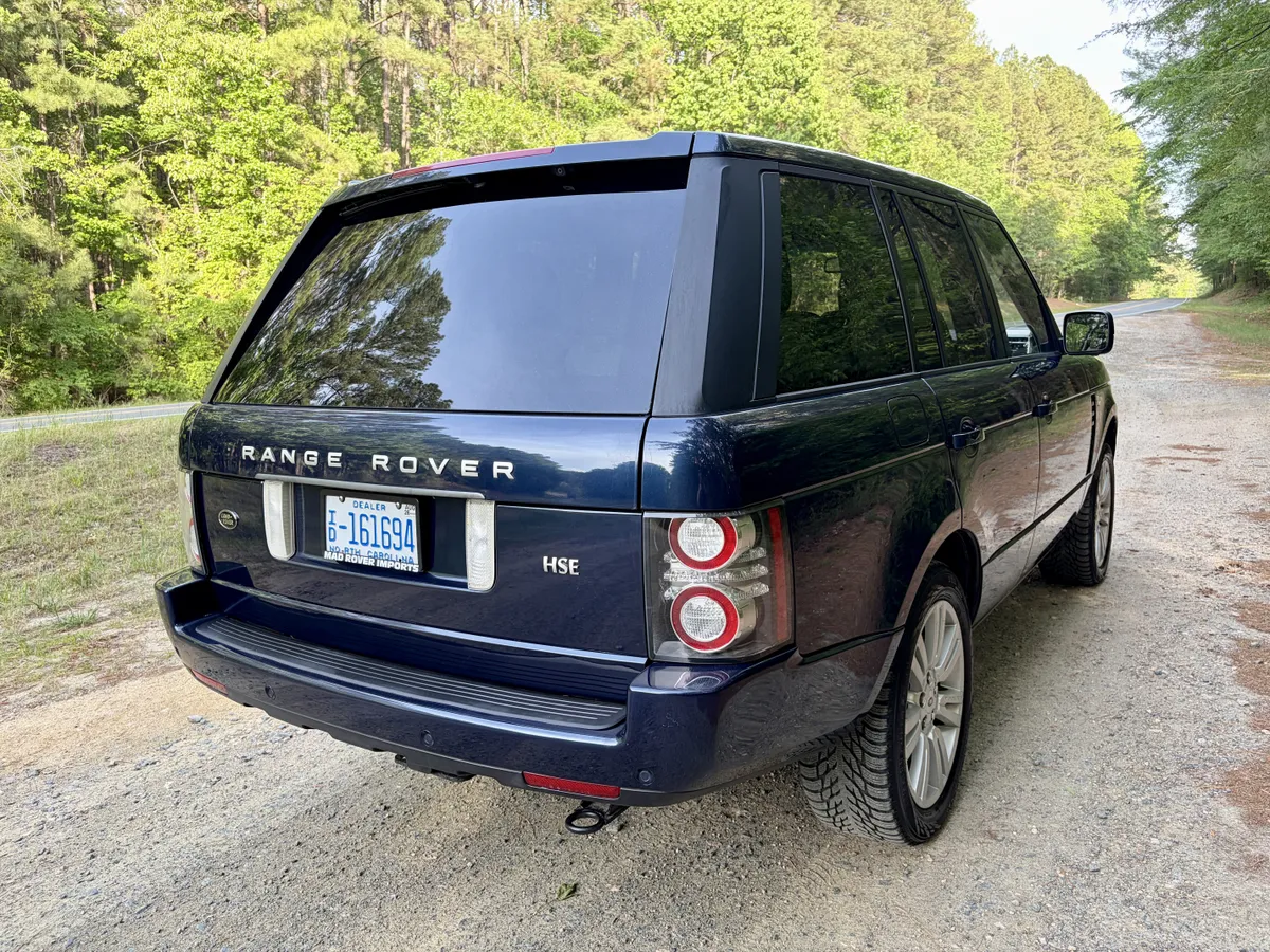 2012 Land Rover Range Rover HSE Luxury