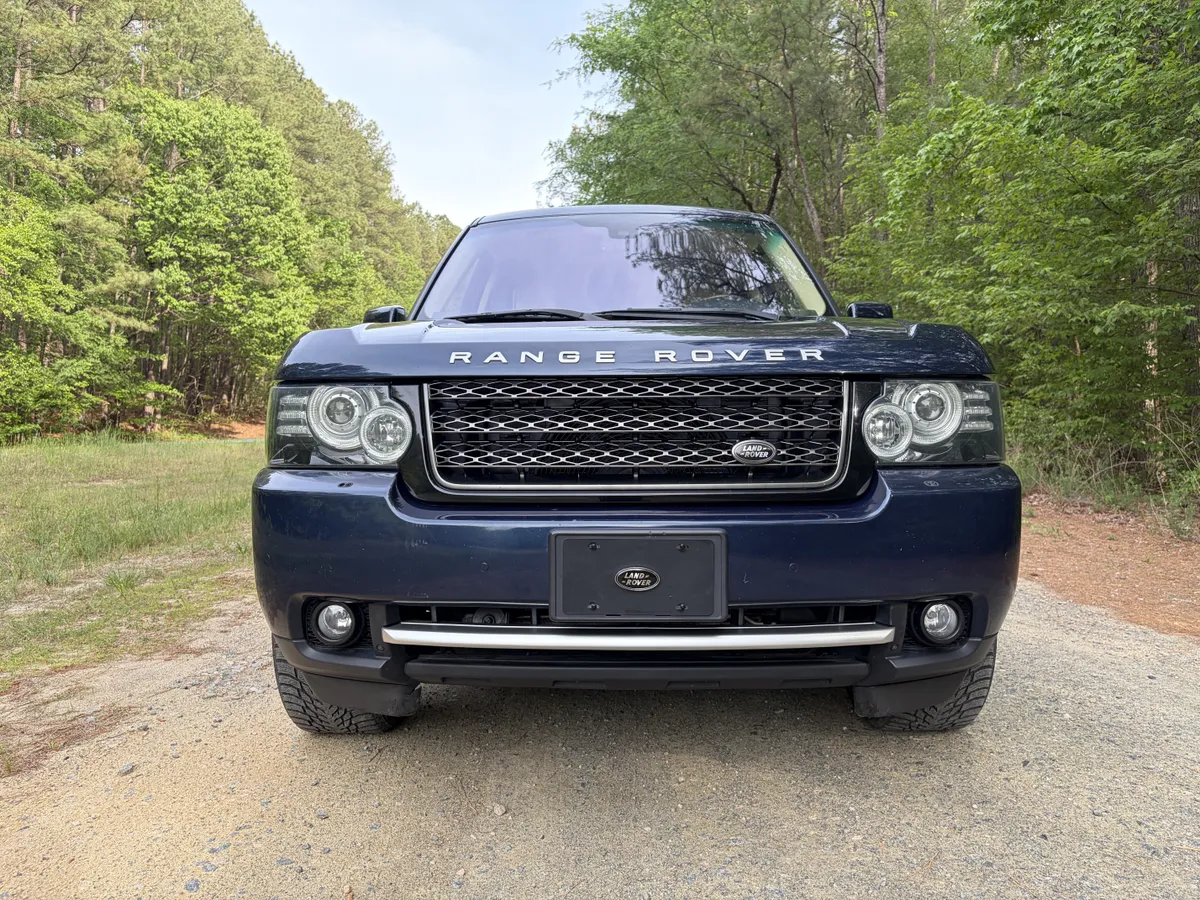 2012 Land Rover Range Rover HSE Luxury - 3