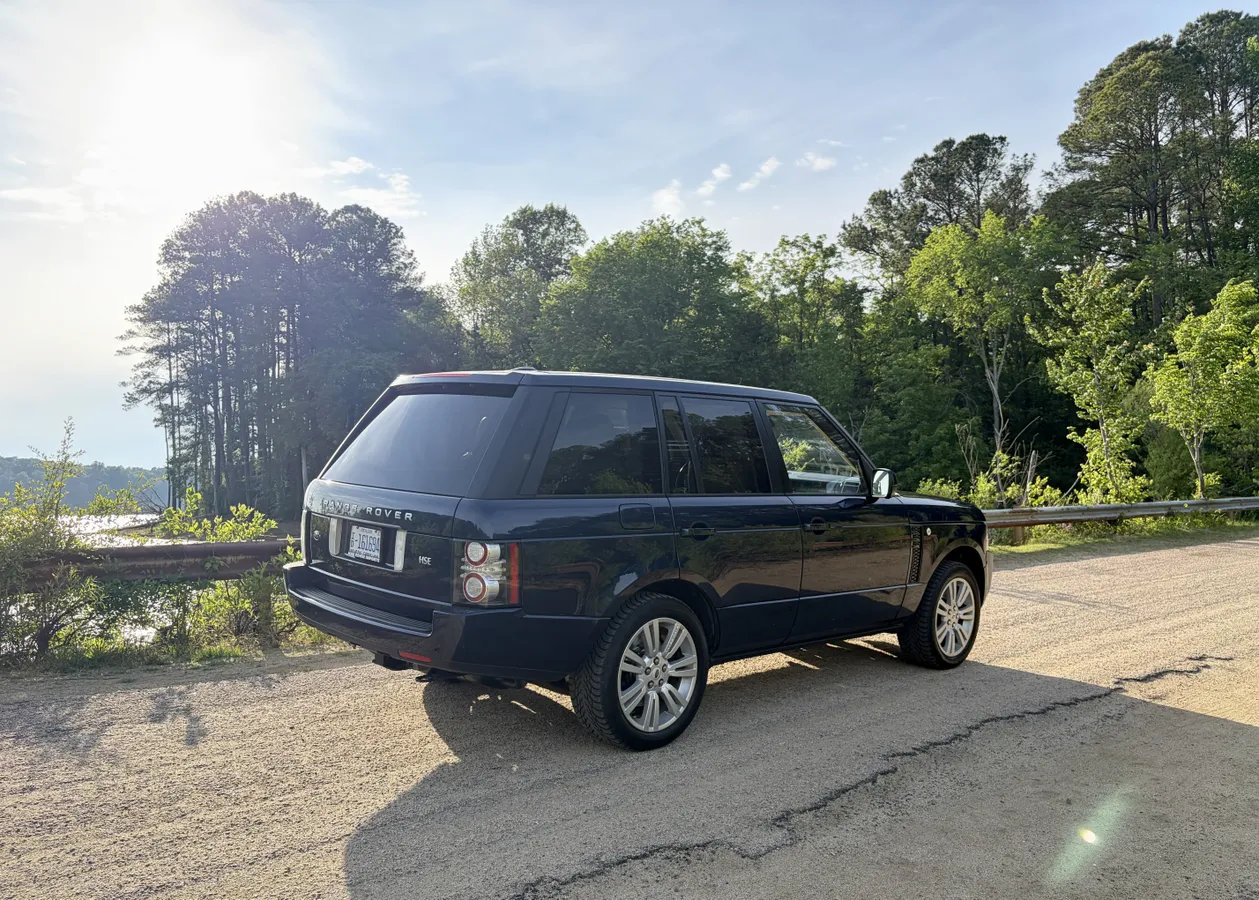 2012 Land Rover Range Rover HSE Luxury