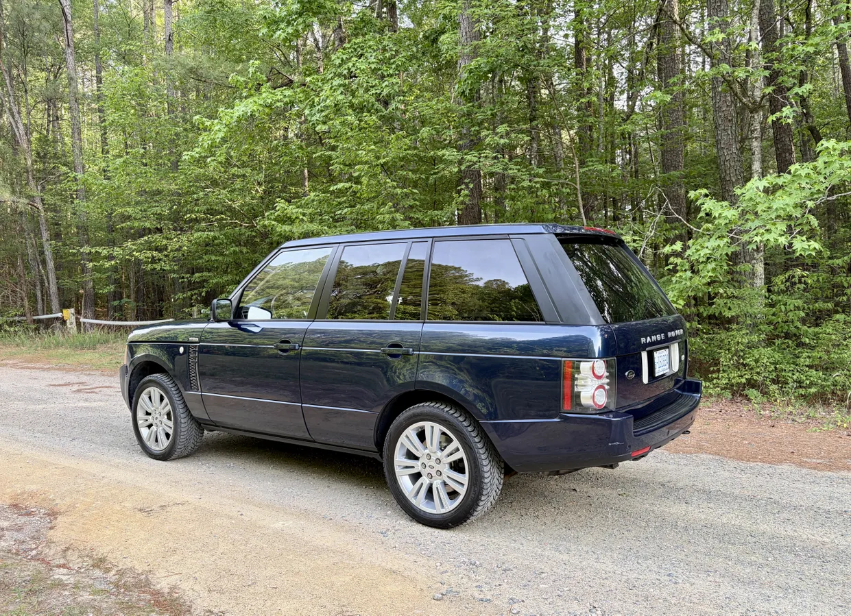 2012 Land Rover Range Rover HSE Luxury