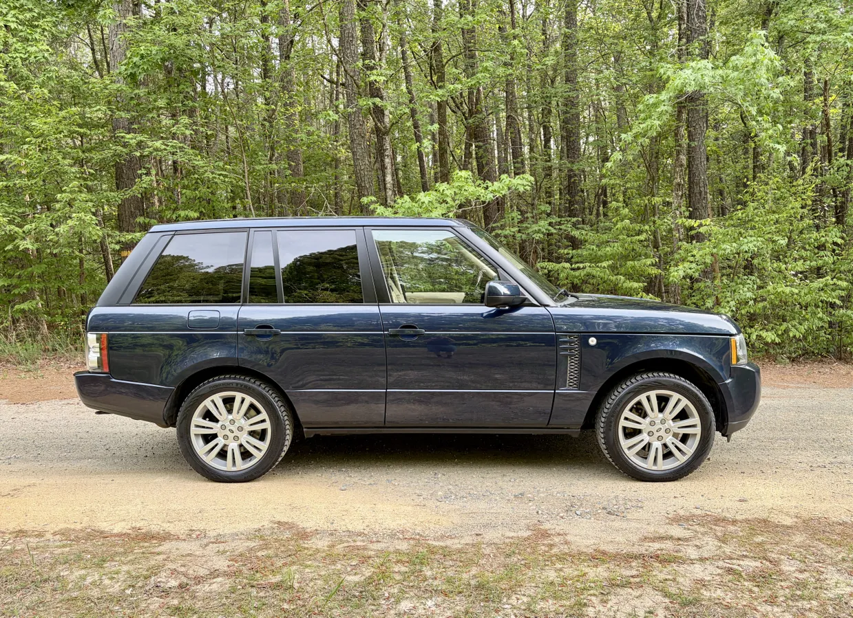 2012 Land Rover Range Rover HSE Luxury - 2